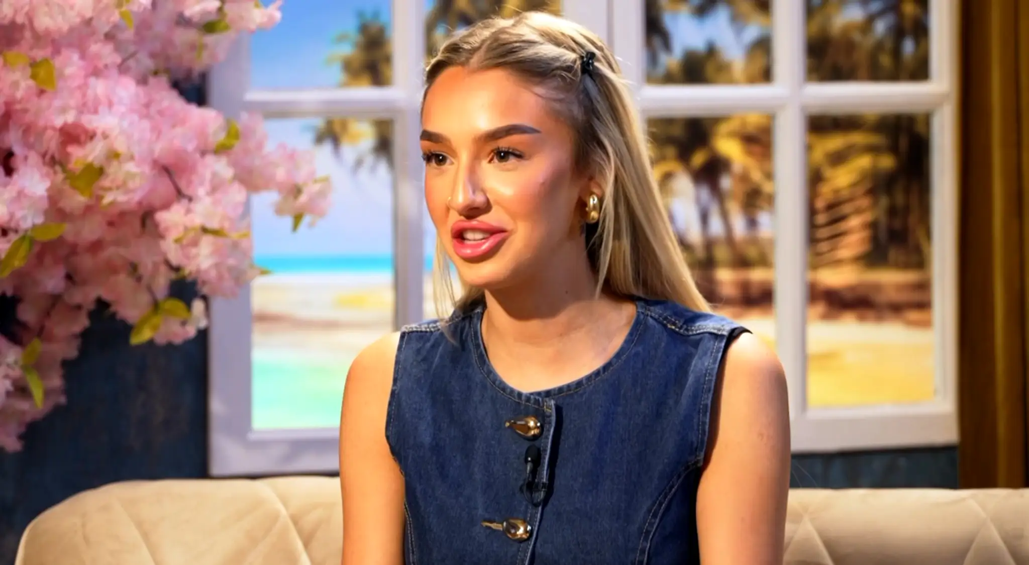 Nela v Bez ruže