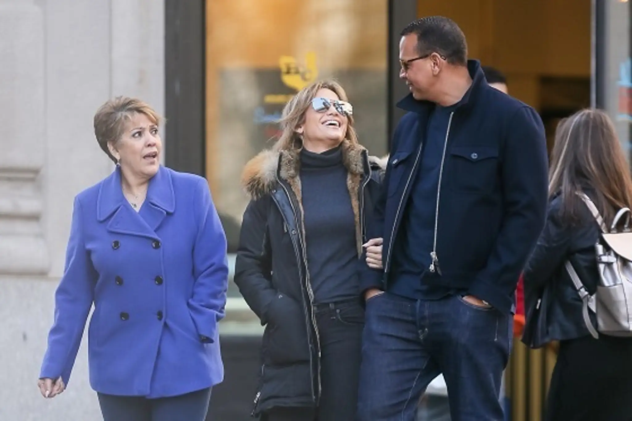 Jennifer Lopez s mamou a priateľom Alexom Rodriguezom