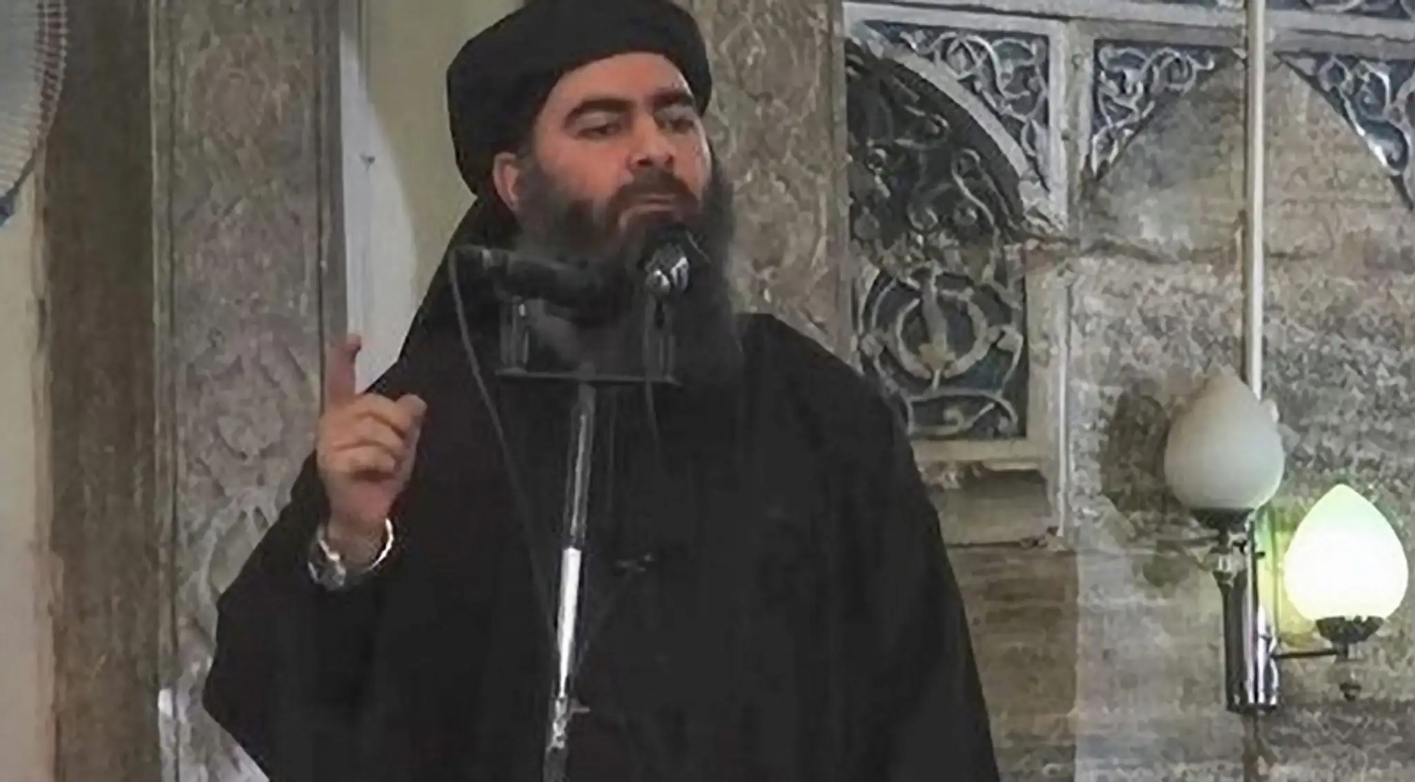Vodca Islamského štátu abú Bakr Bagdádí.