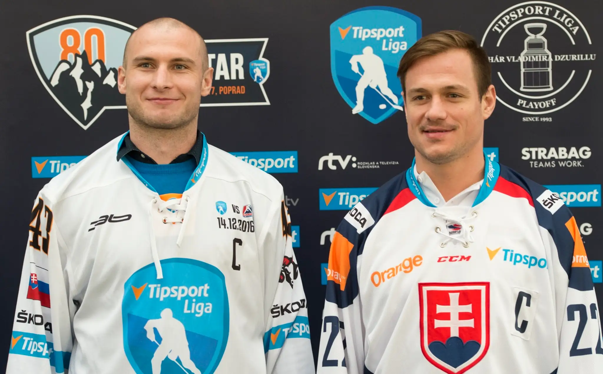 Kapitán tímu Tipsport Ligy Tomáš Surový a kapitán slovenskej reprezentácie Vladimír Dravecký.