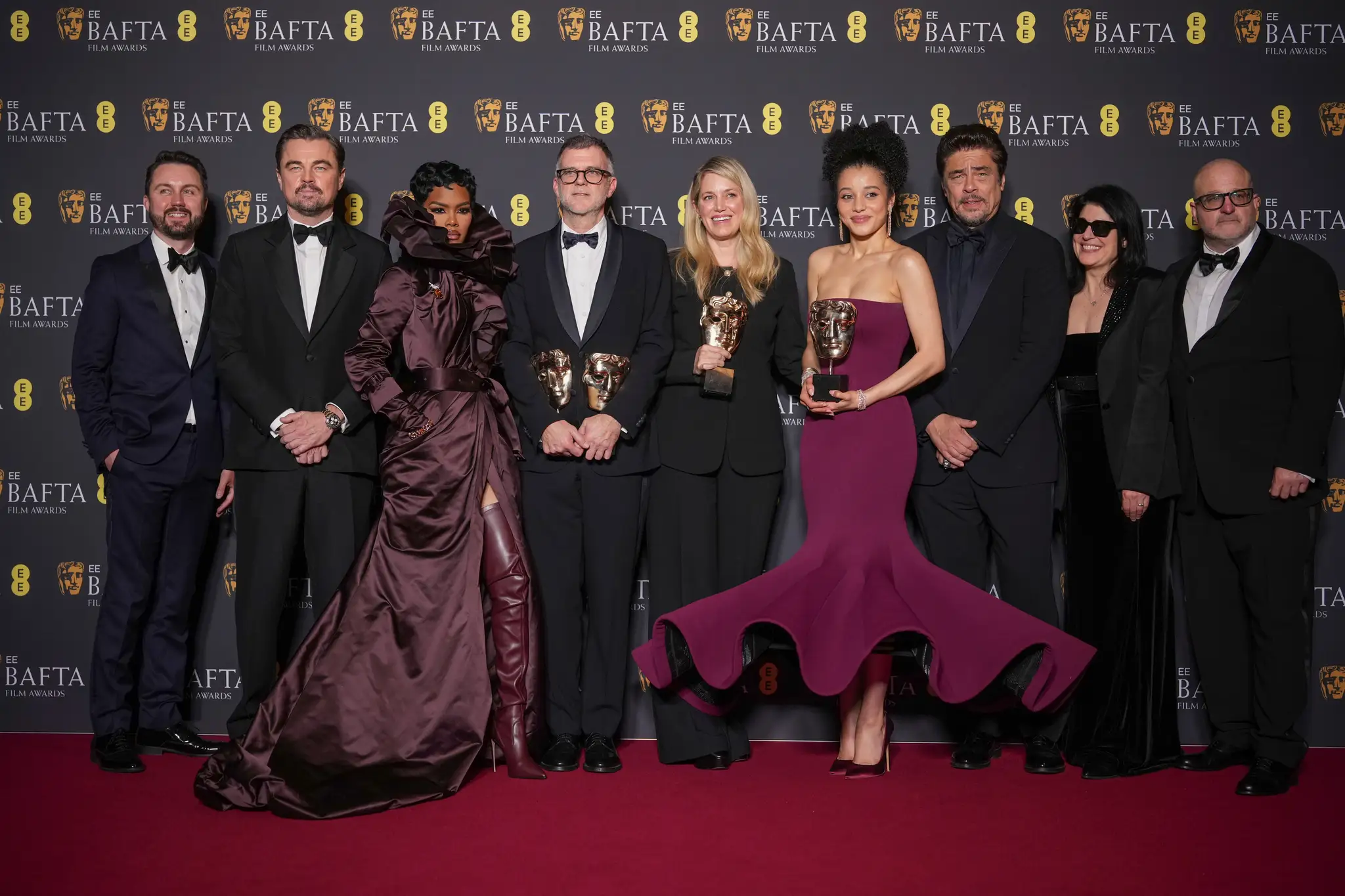 Akčný komediálny triler Jedna bitka za druhou triumfoval
