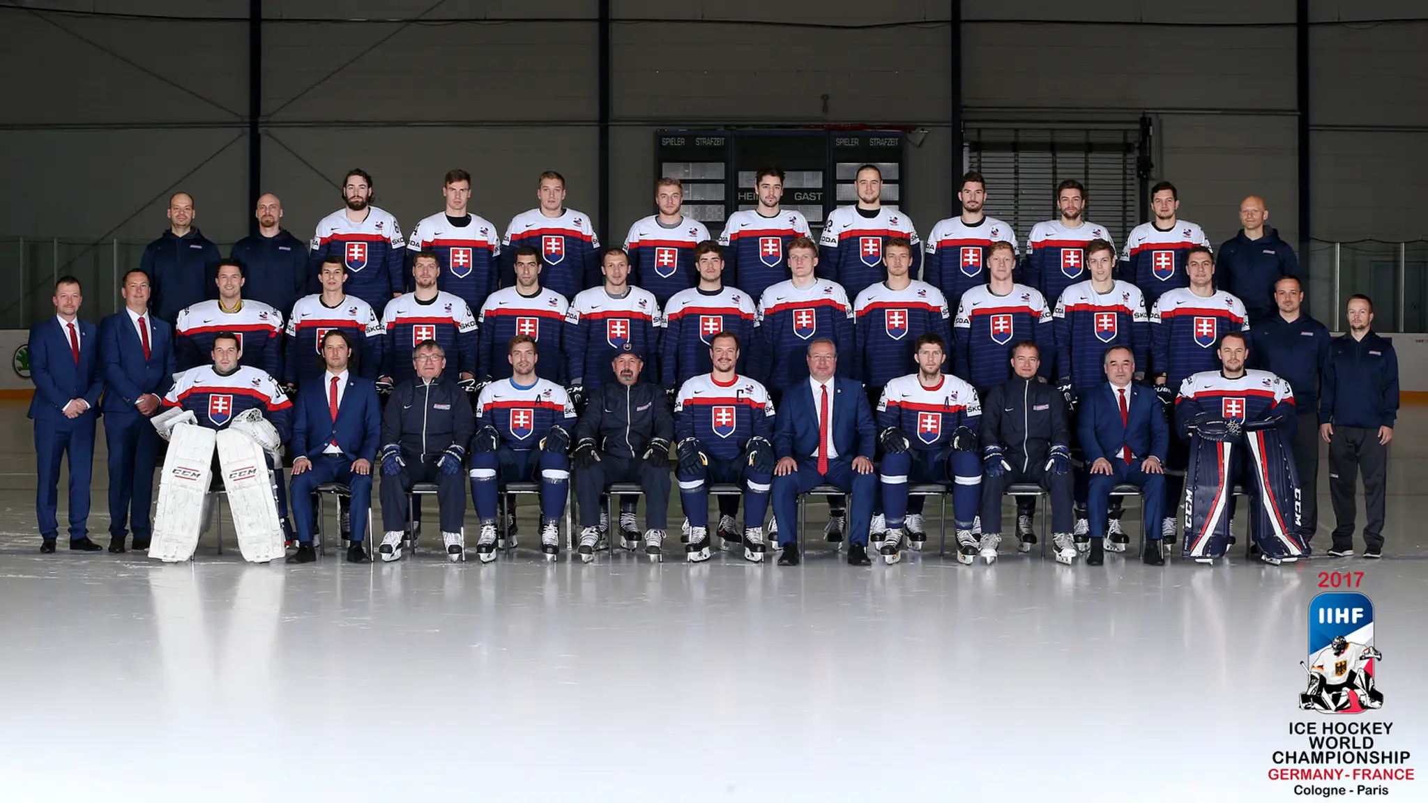 Oficiálna fotografia hokejistov na MS v Kolíne