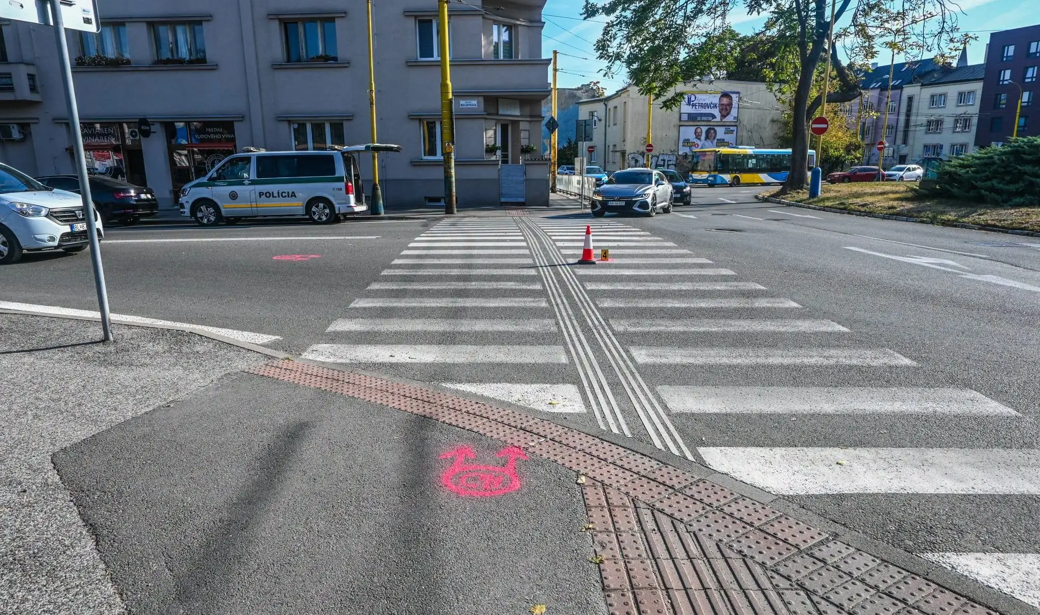 Polícia hľadá svedkov dopravnej nehody