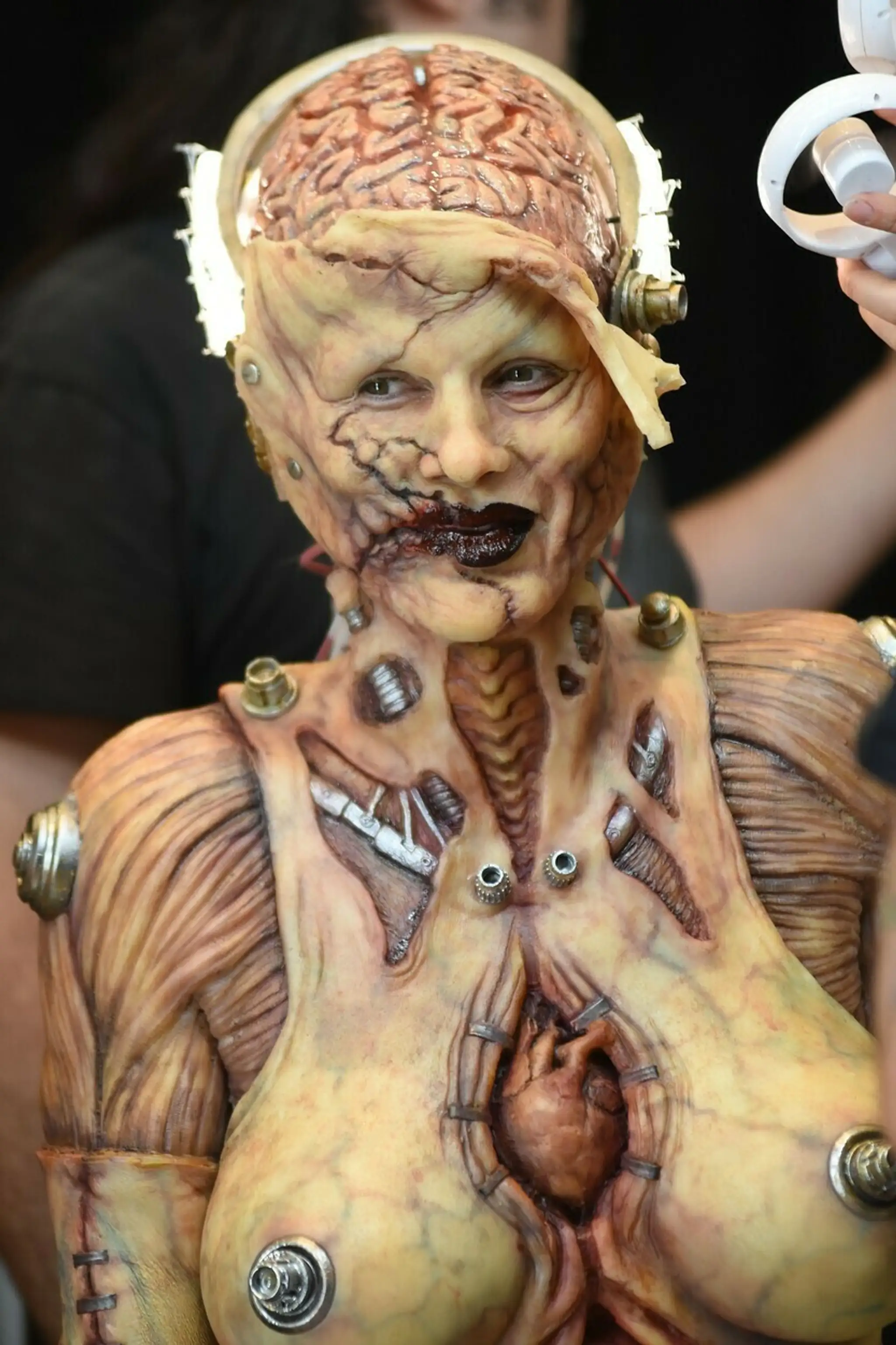 Heidi Klum počas prípravy na Halloweensku párty