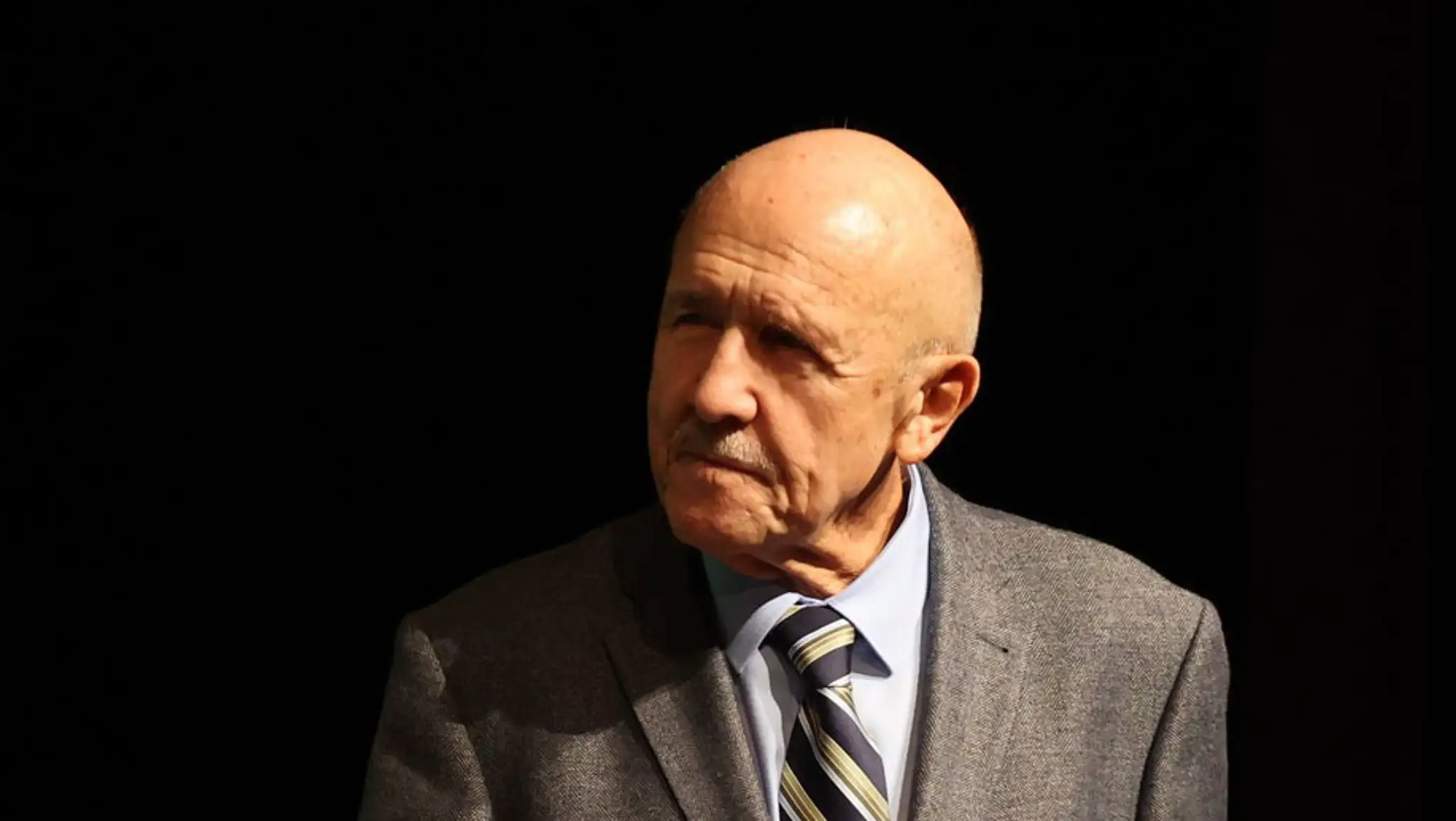 Petr Nárožný 