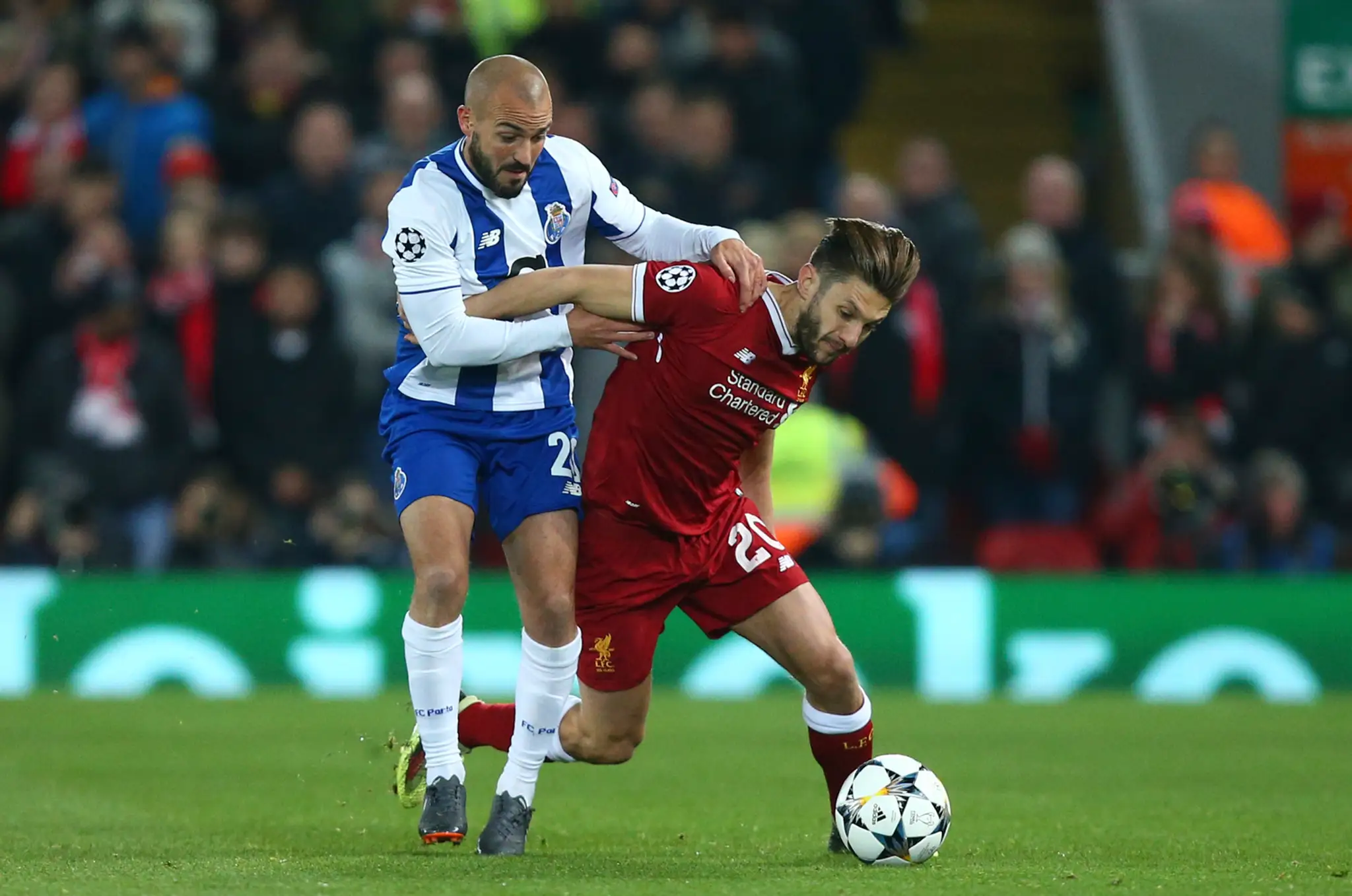 Radosť hráčov Realu Madrid v minuloročnom osemfinále LM na pôde PSG.