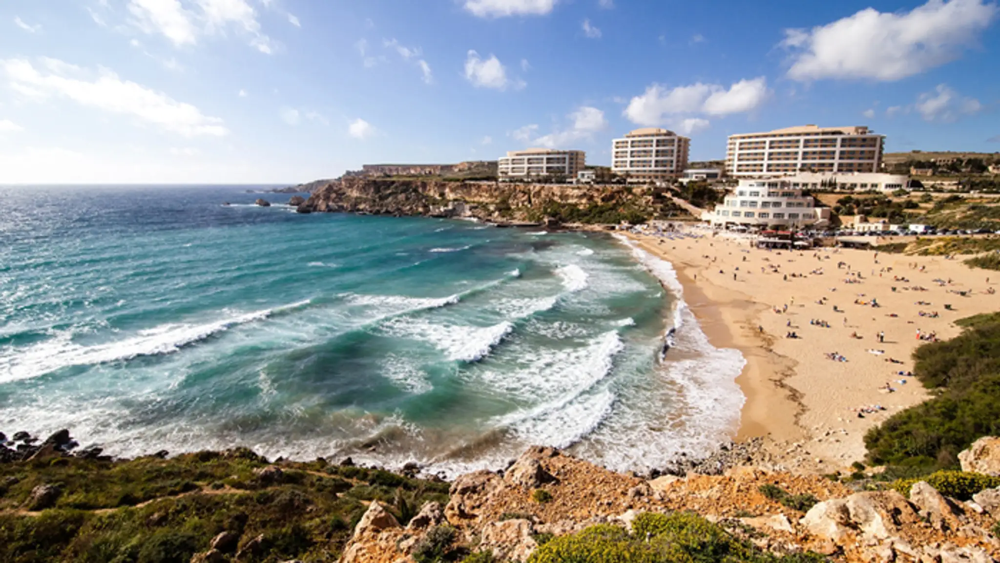 Golden Bay beach na Malte.