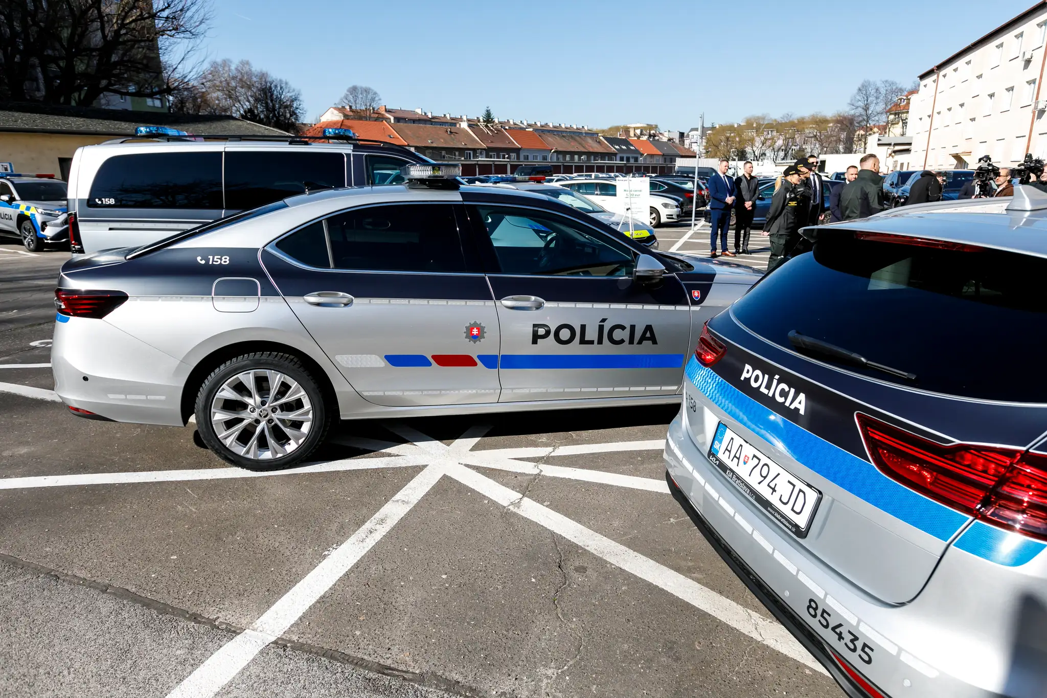 Nový dizajn policajných áut.