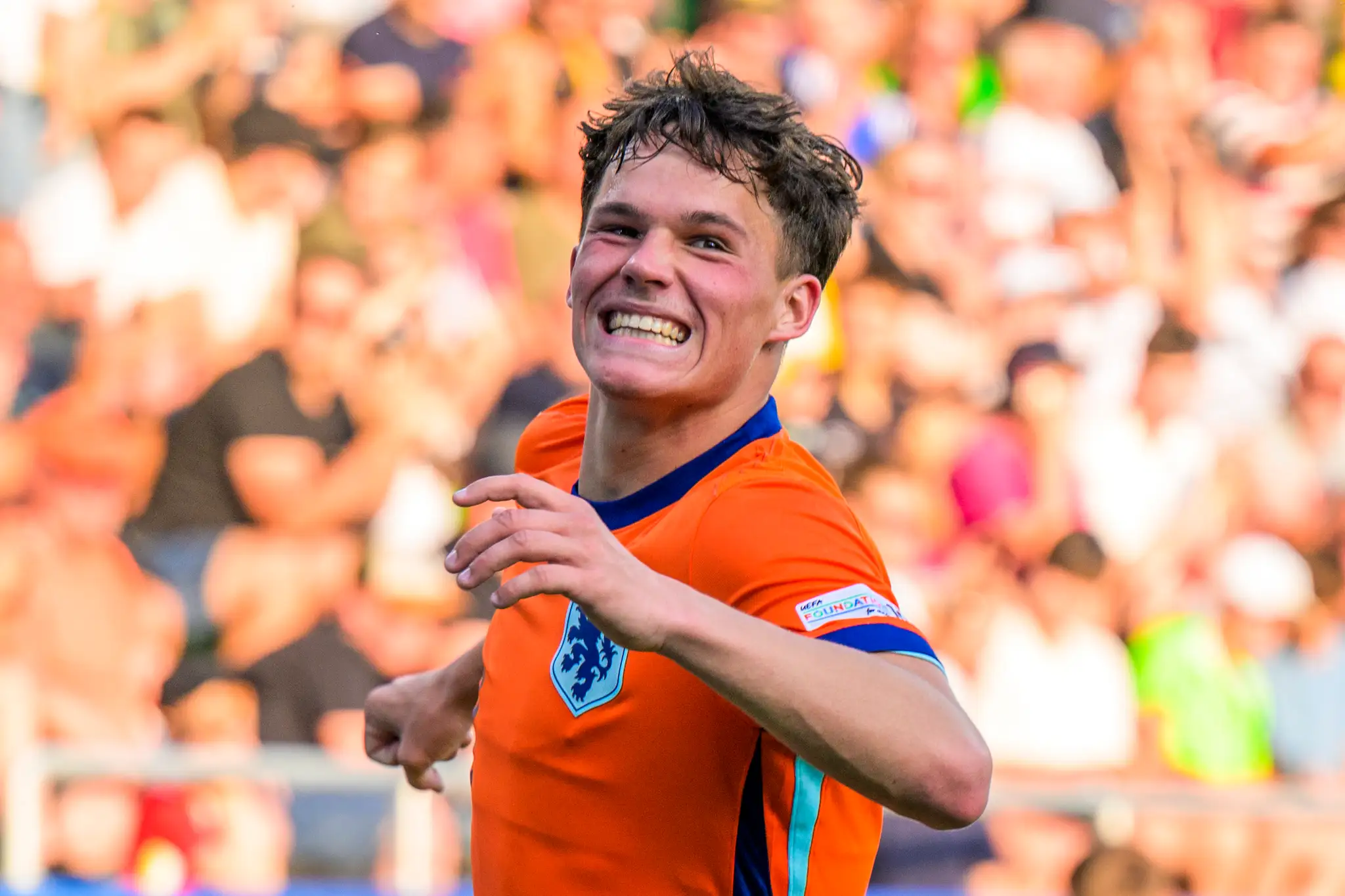 Na snímke futbalista Thom Van Bergen (Holandsko) sa teší z gólu.
