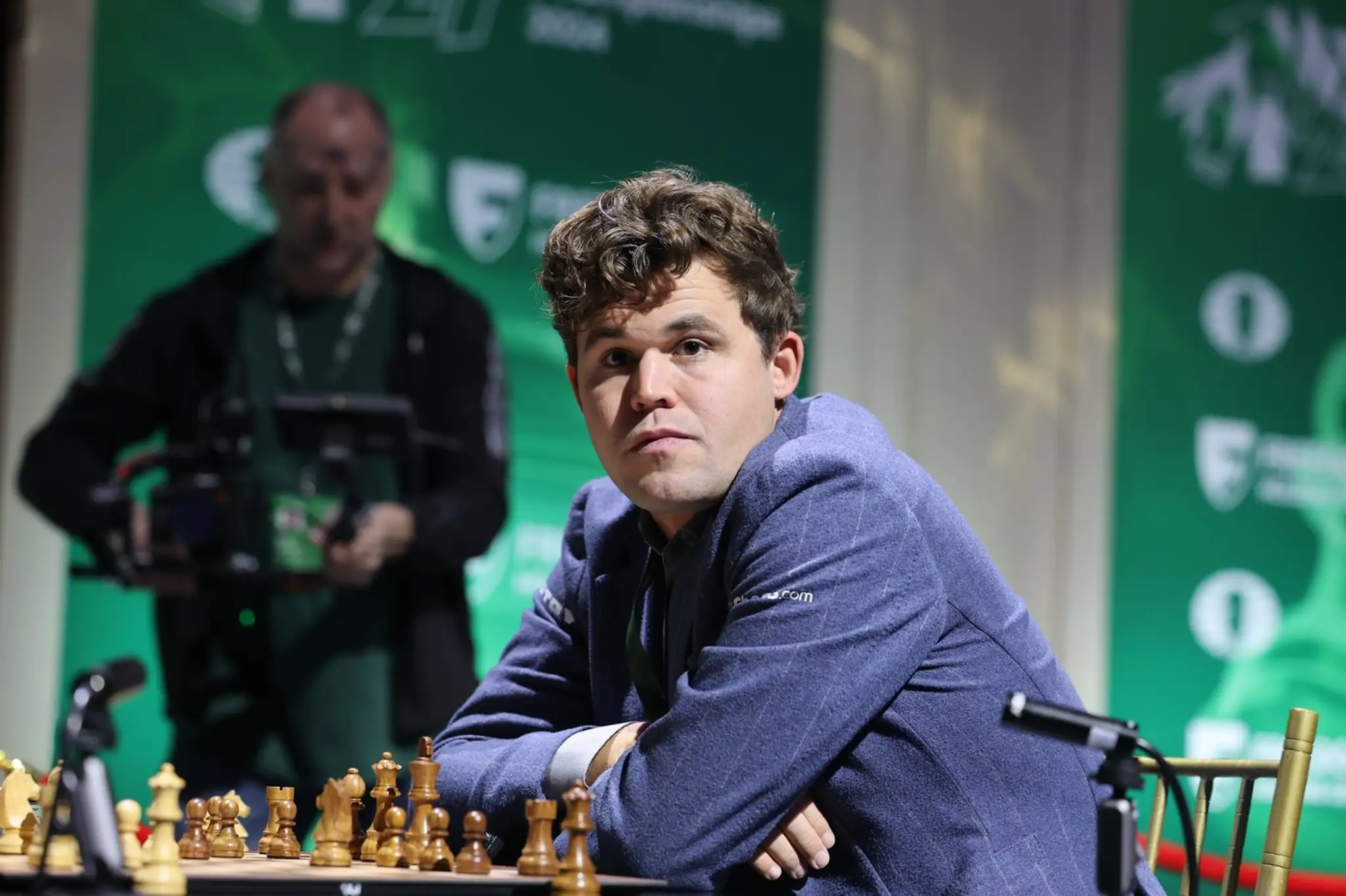 Nórsky šachista Magnus Carlsen počas MS v rapide a blitzi.