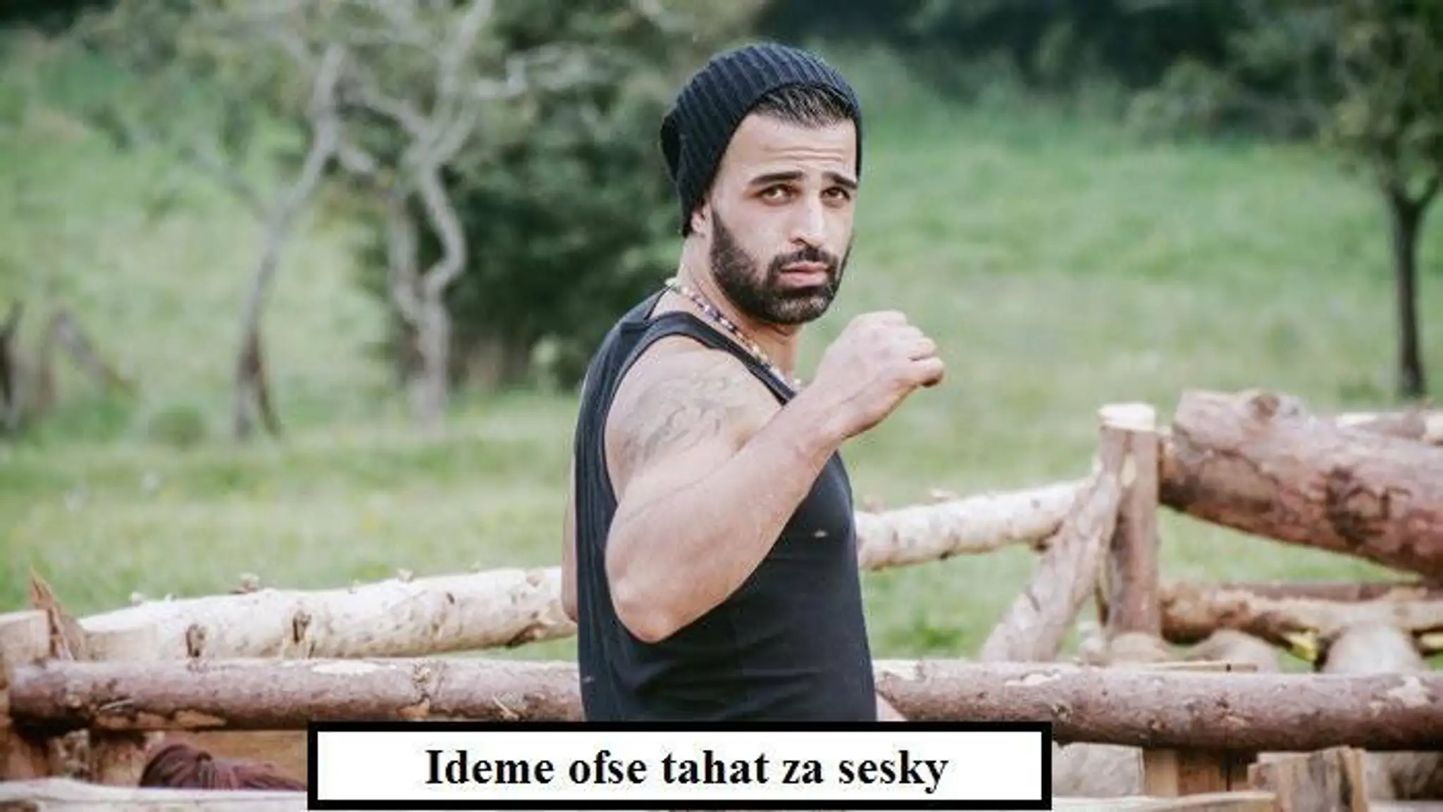 Reza Givili na Farme.