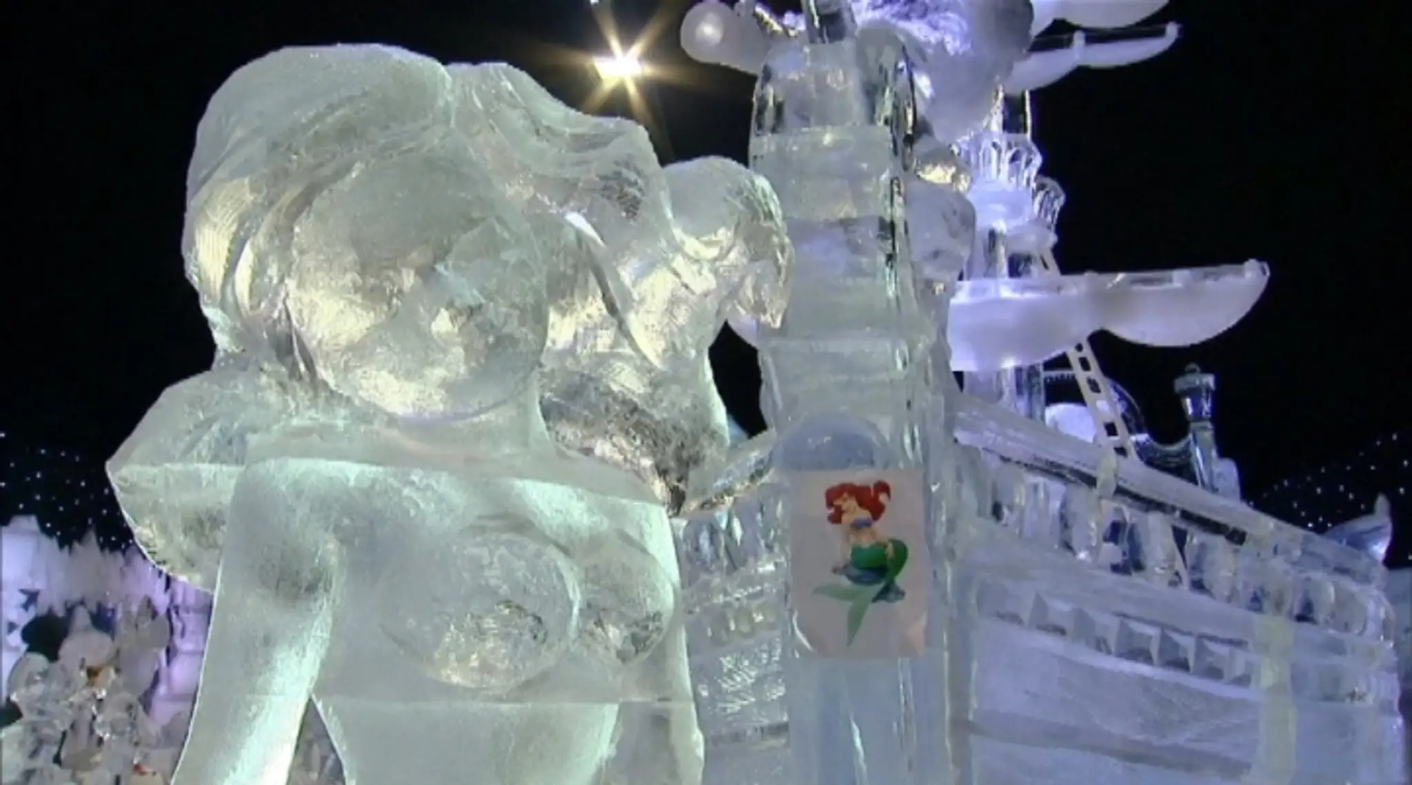 REUTERS_belgium-artice_sculptures_164111web_jpg_bez_watermarku_1.jpg