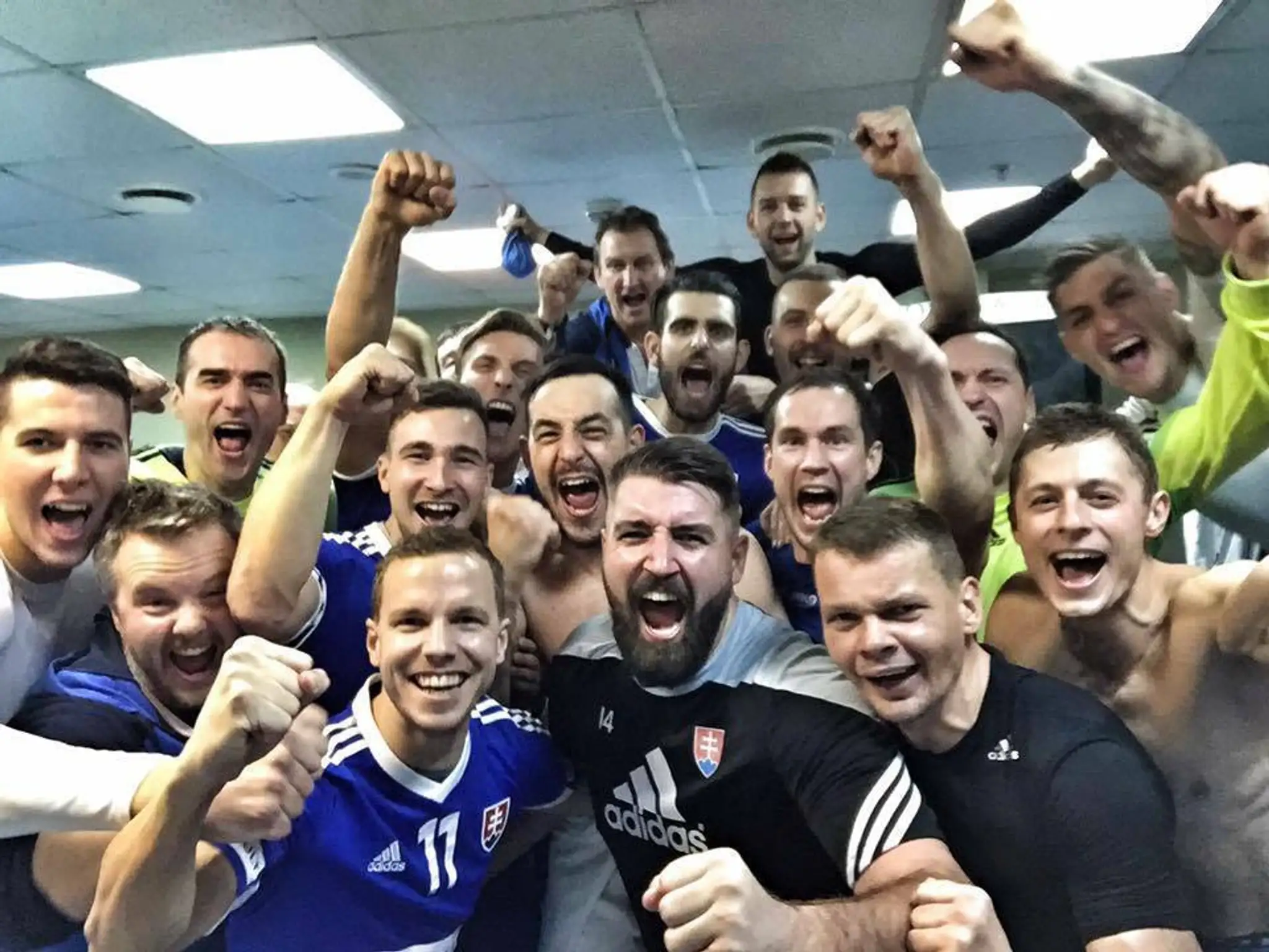 Slovenskí hádzanári po cennej remíze v Rusku.