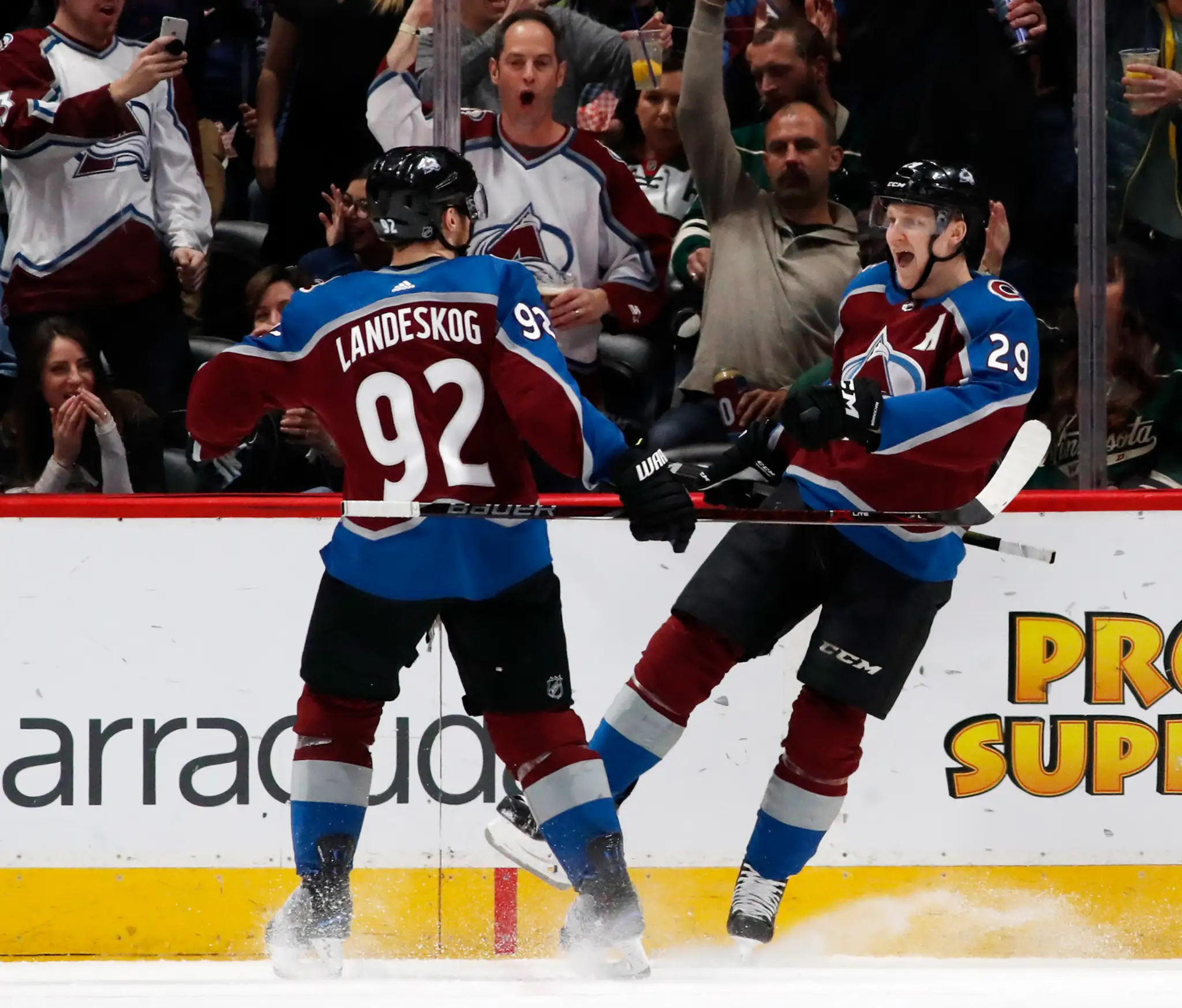 Colorado rozobralo Minnesotu 7:1.