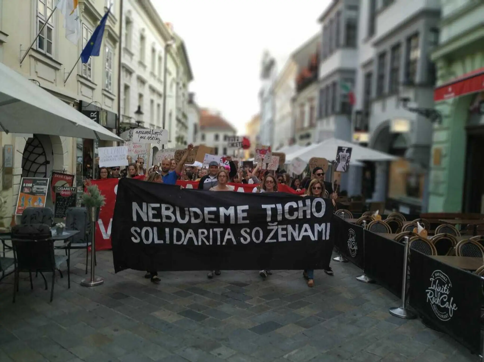 Protest proti sprísneniu interrupcií v Bratislave.