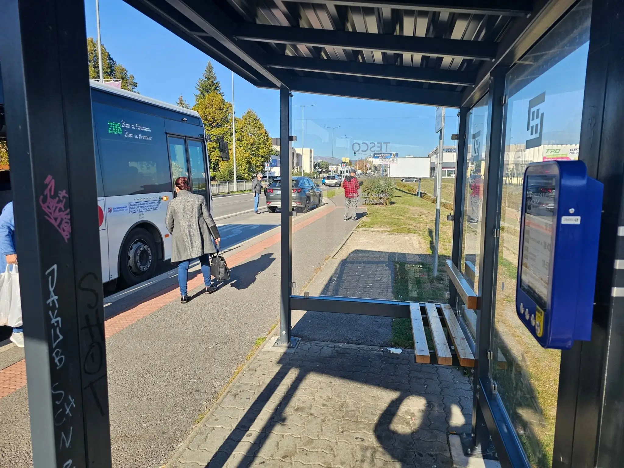 Nové elektronické označníky testujú v Banskobystrickom kraji