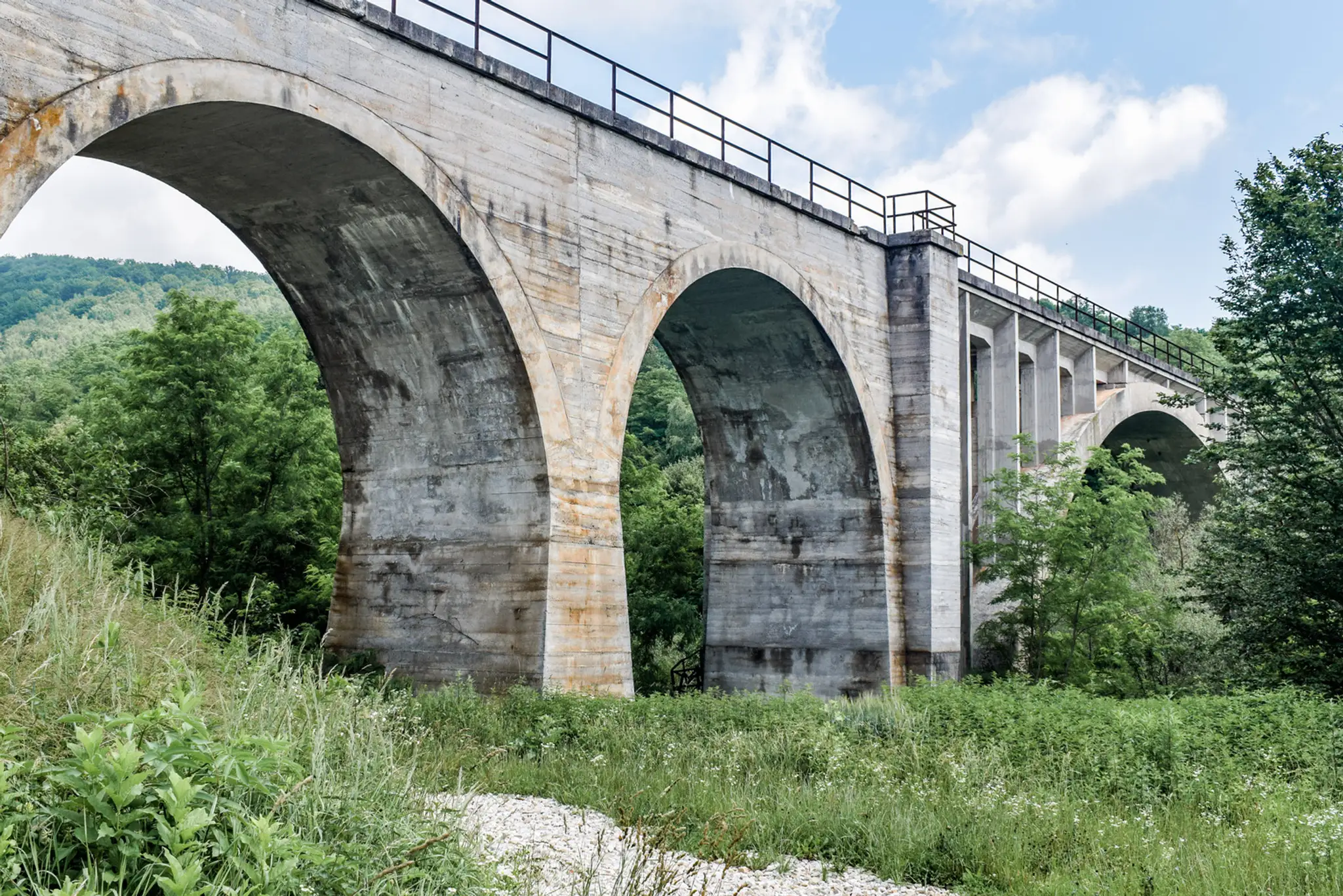Mníšanský viadukt