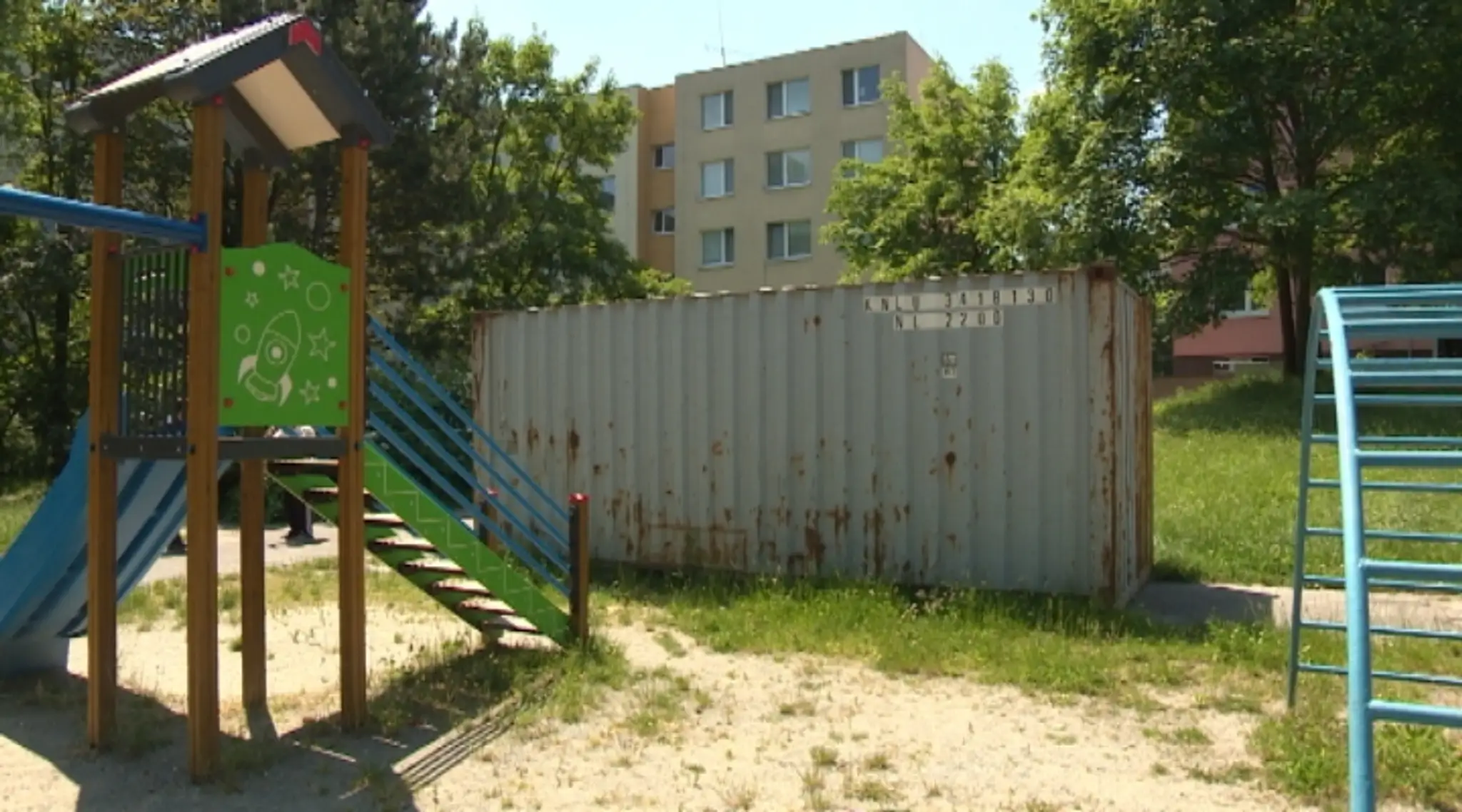 Majiteľ postavil na pozemok kontajner