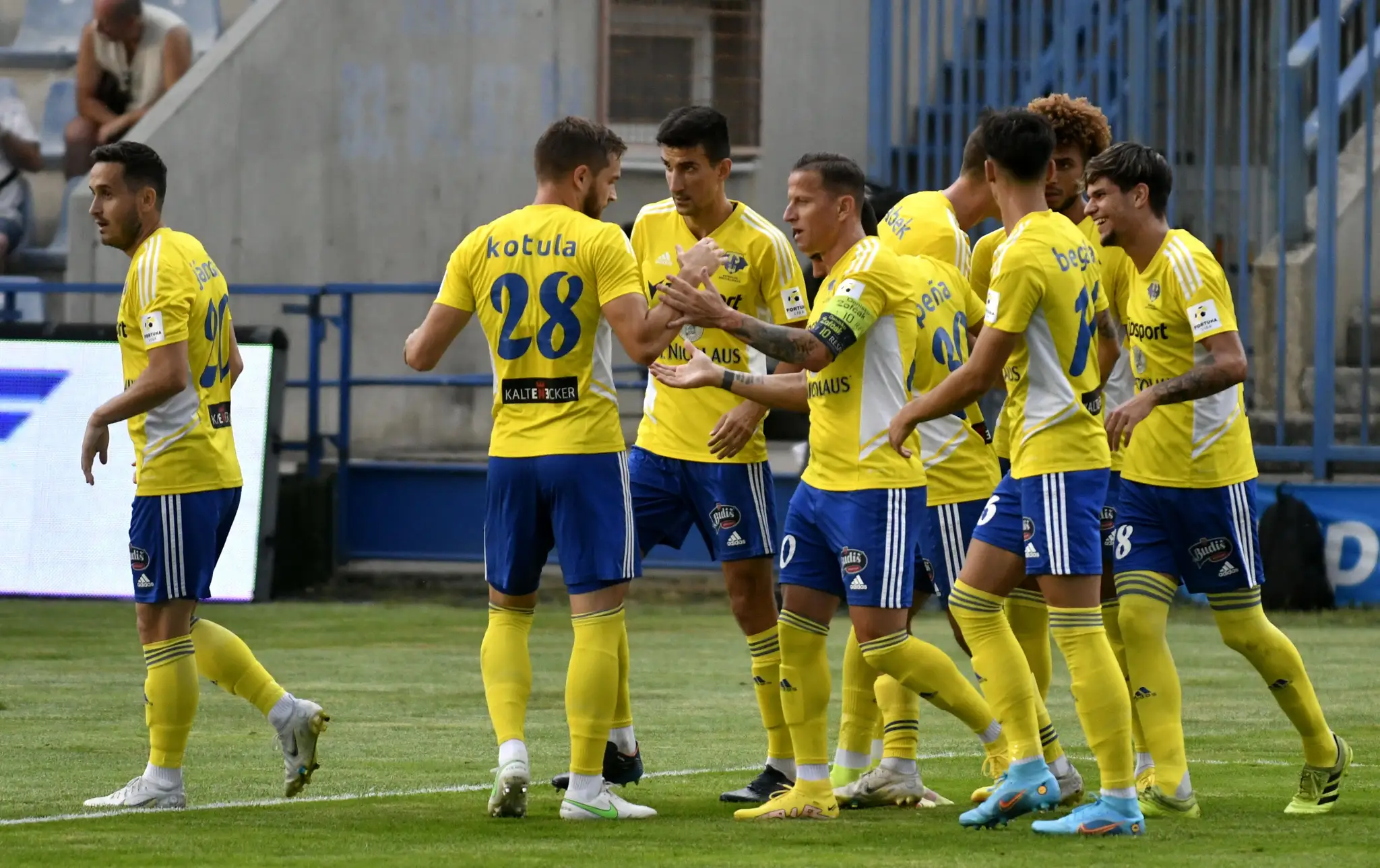 Futbal_FL_Michalovce_Skalica_008893962