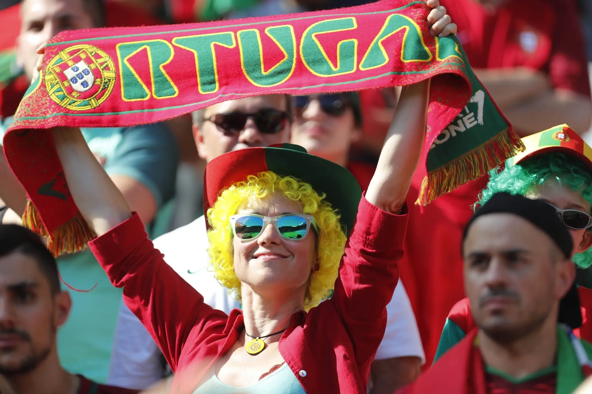 Na snímke portugalská fanúšička pred zápasom s Maďarskom na ME.