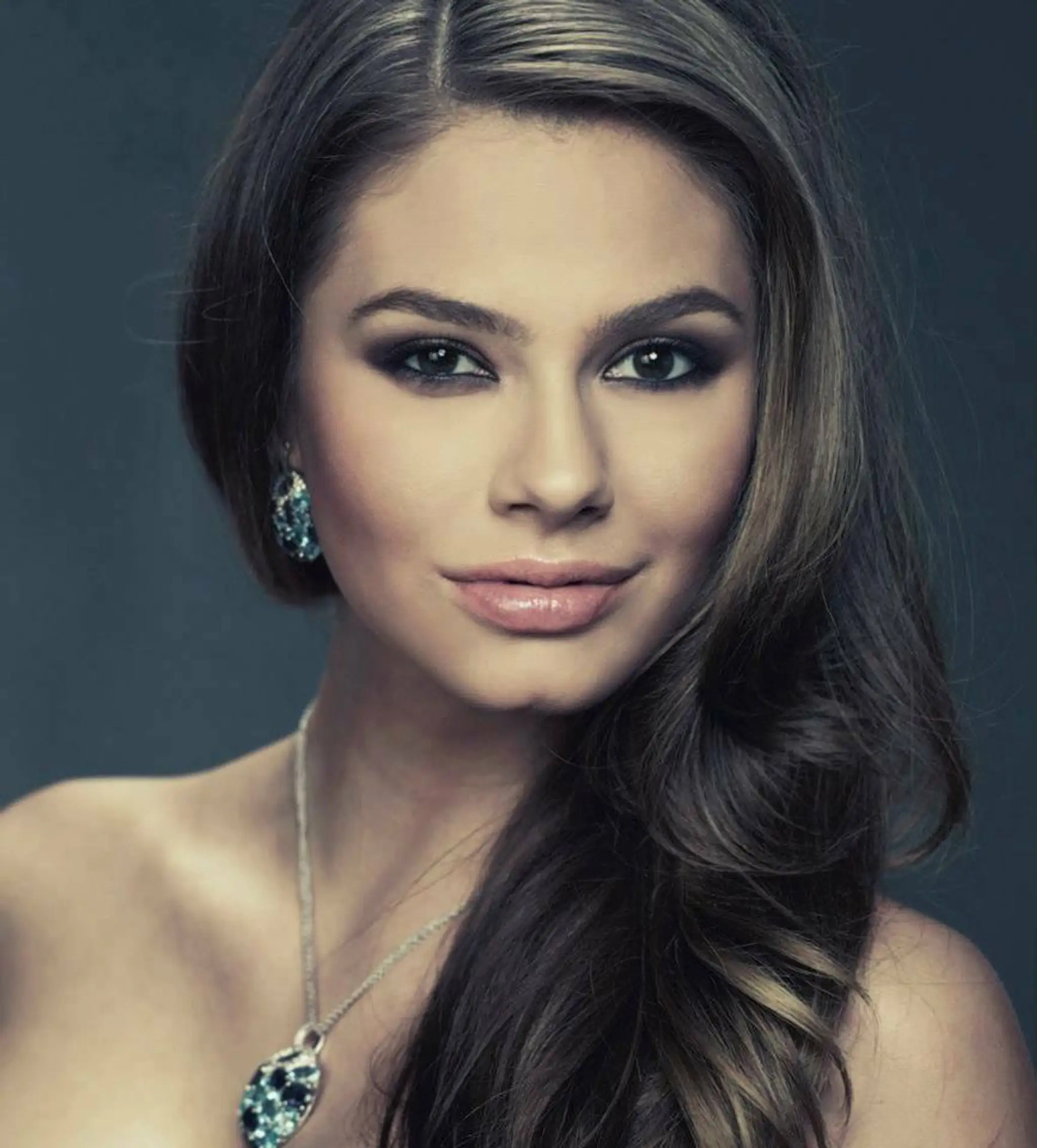 Silvia Prochádzková - Miss UNIVERSE Slovenskej republiky 2014