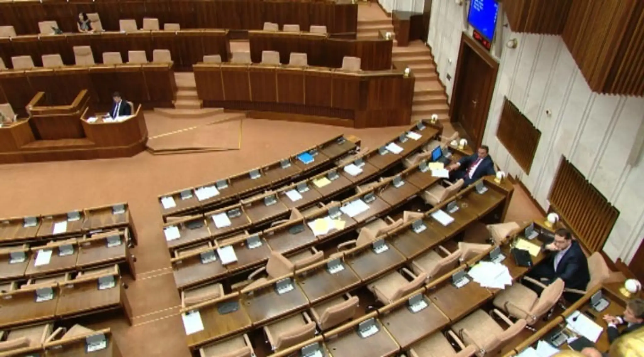 Čižnára počúvali najmä prázdne stoličky.