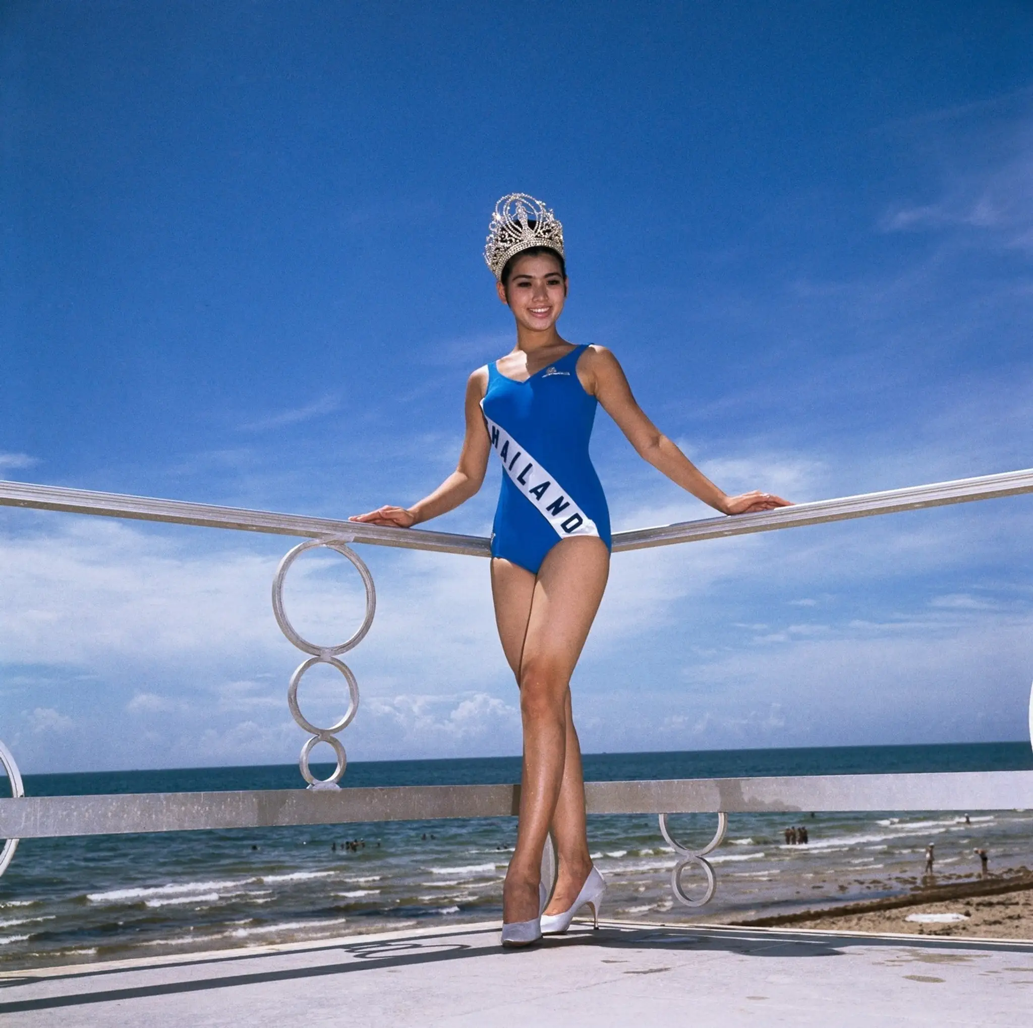 Apasra Hongsakula ako Miss.