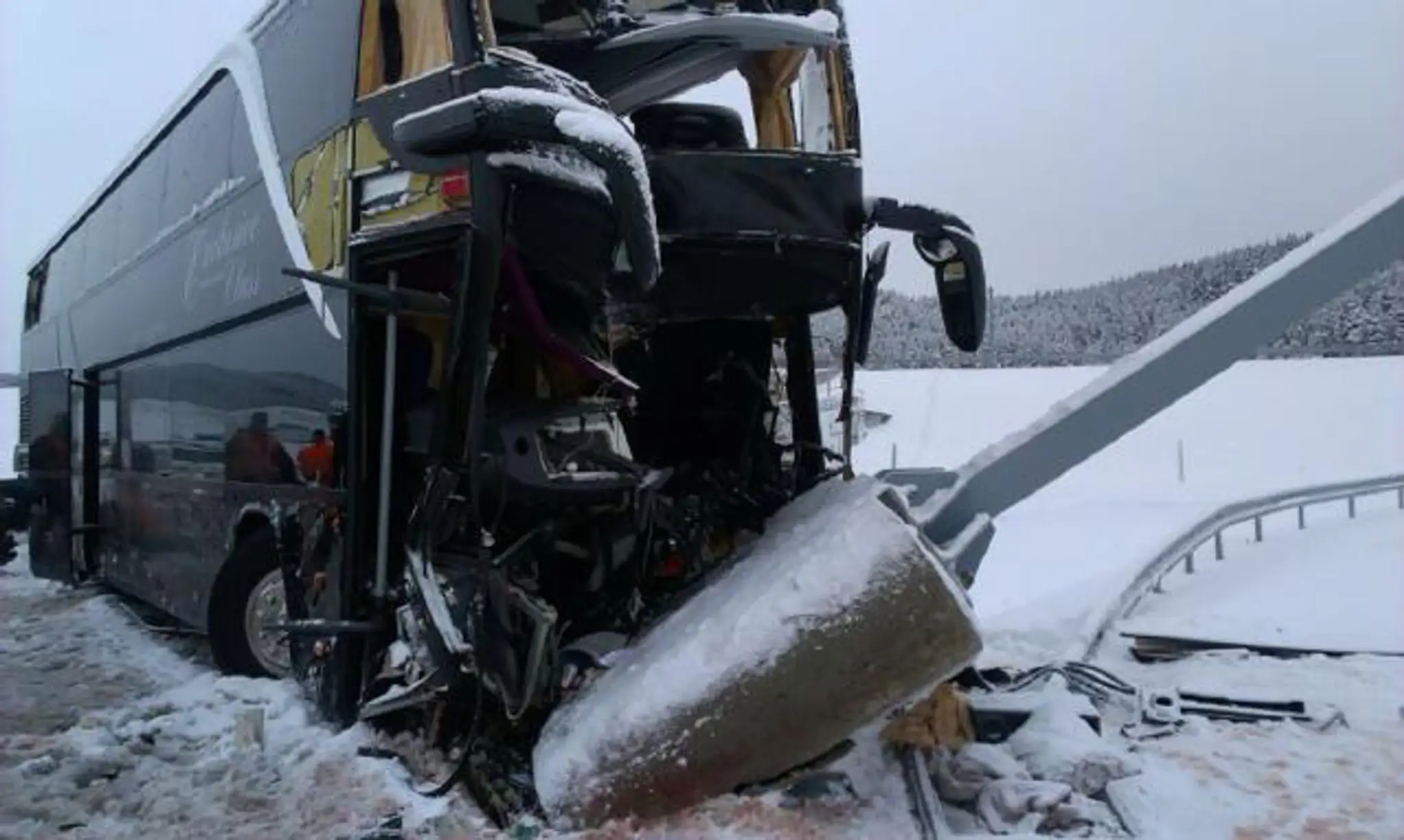 Autobus havarovany.jpg