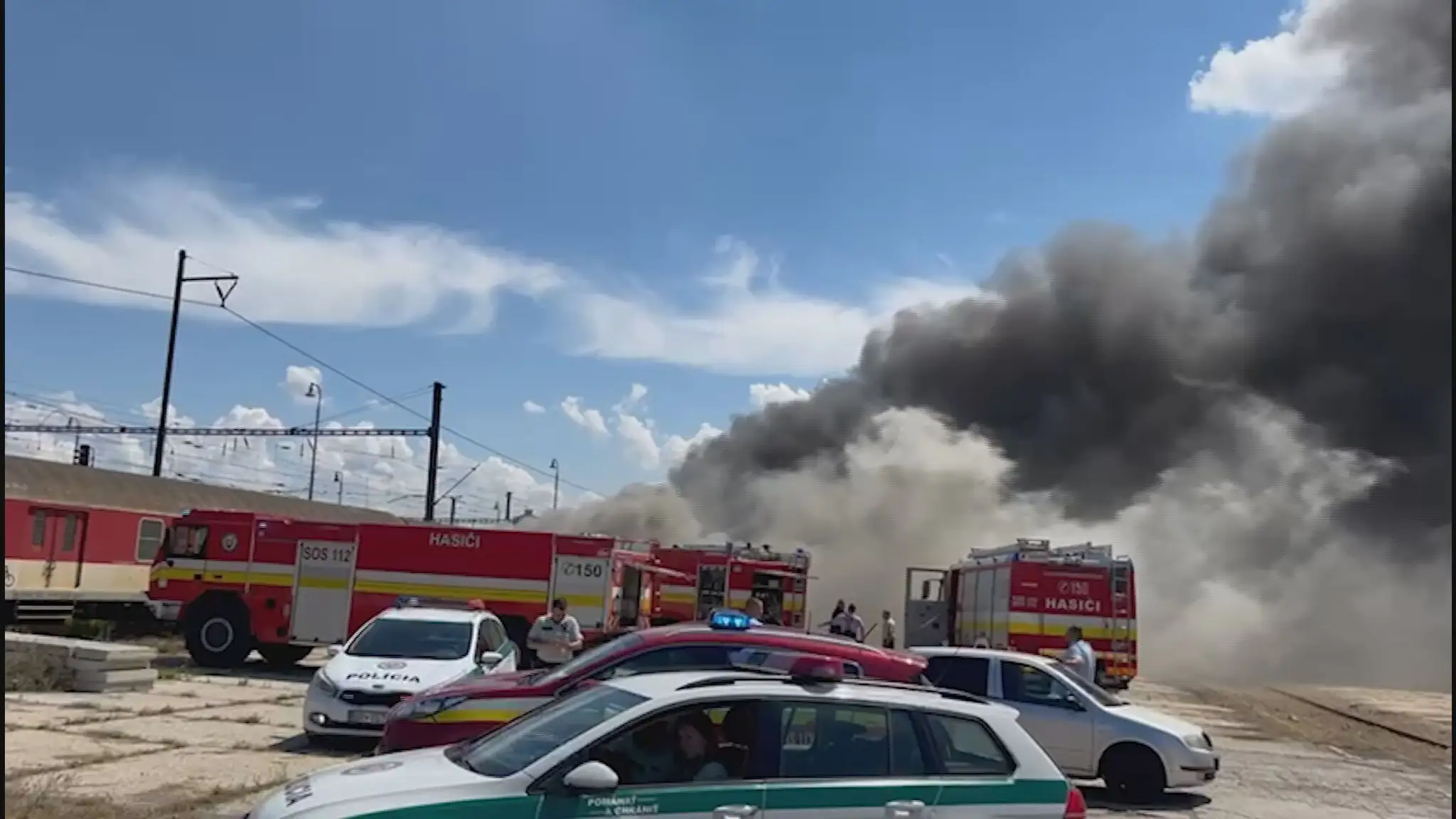 Zhorela vlaková súprava.