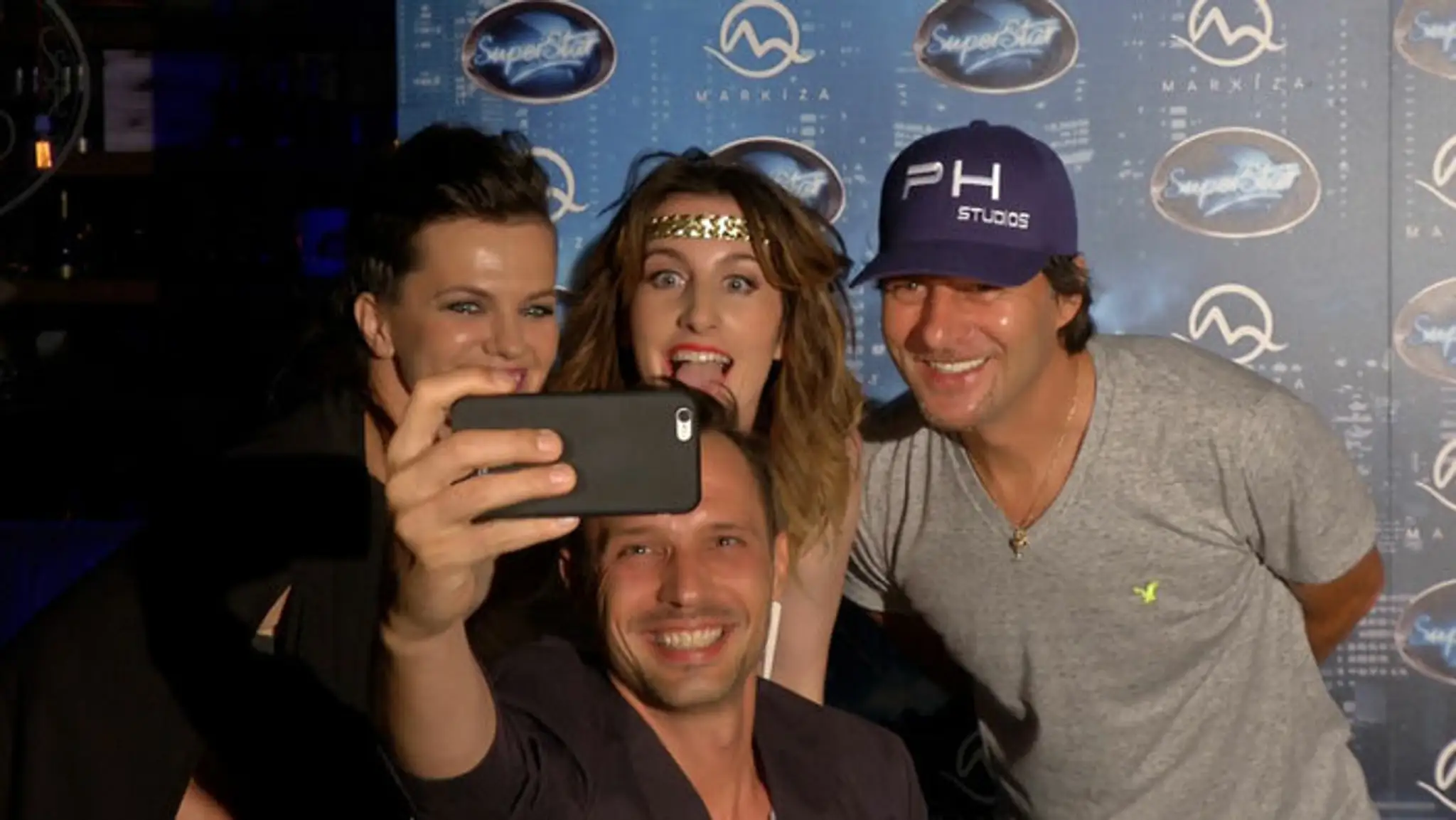 SuperStar party