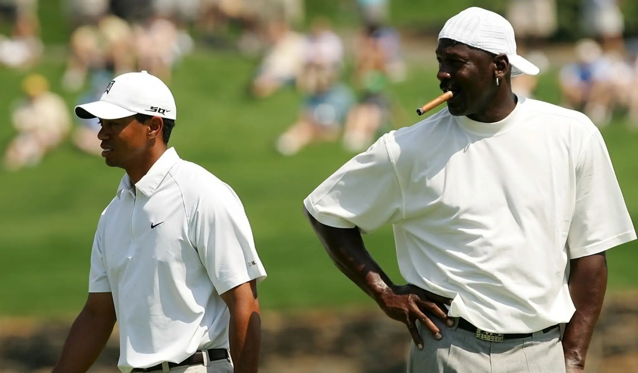 Tiger Woods a Michael Jordan na archívnej snímke z roku 2007.