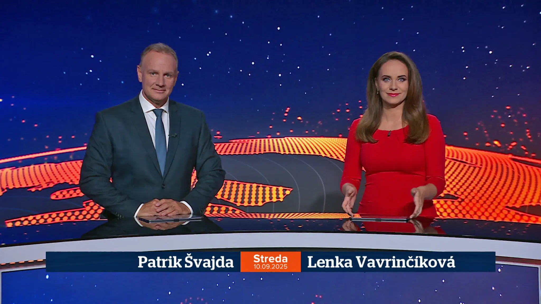 Patrik Švajda a Lenka Vavrinčíková v relácii Televízne noviny