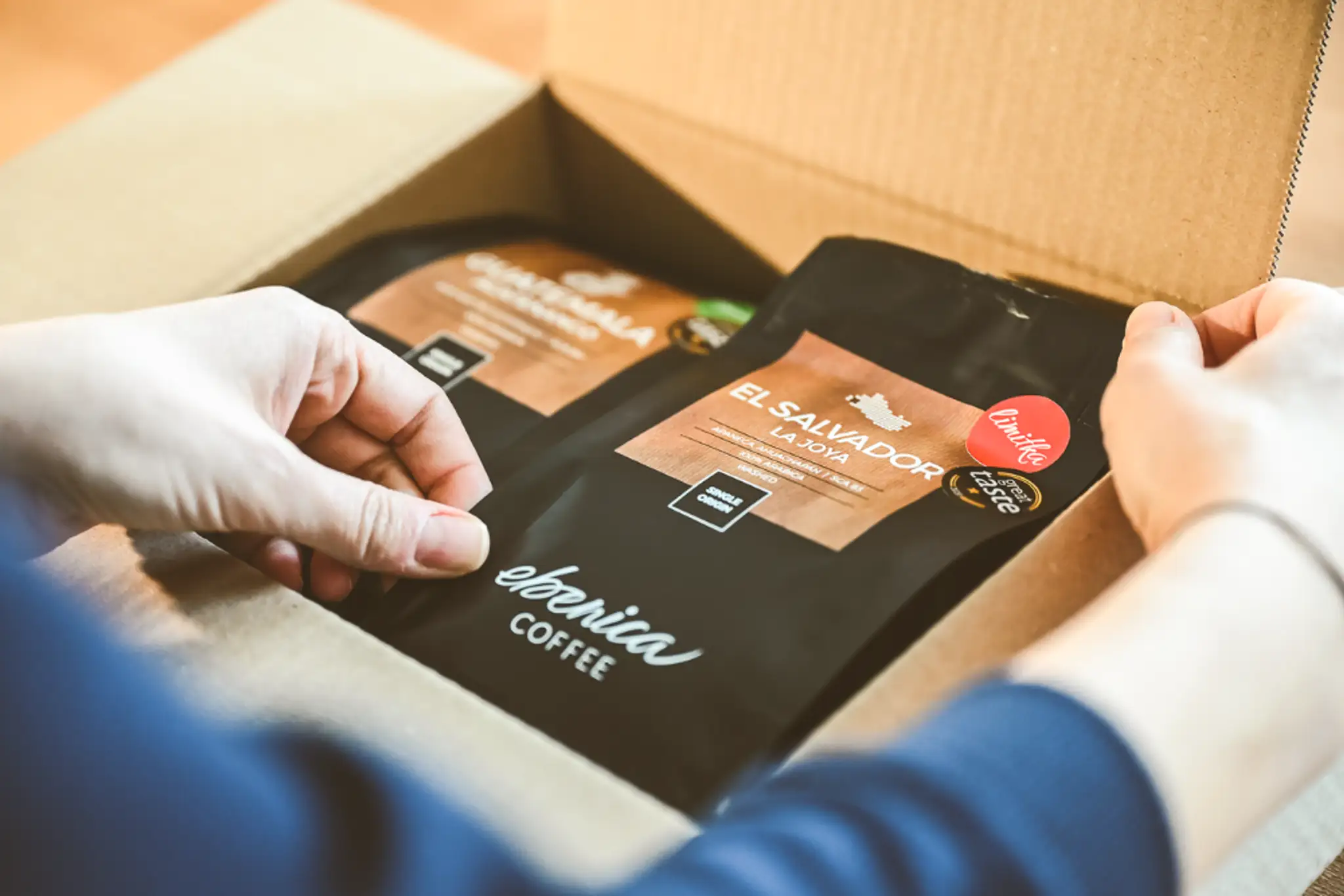 EBENICA COFFEE.