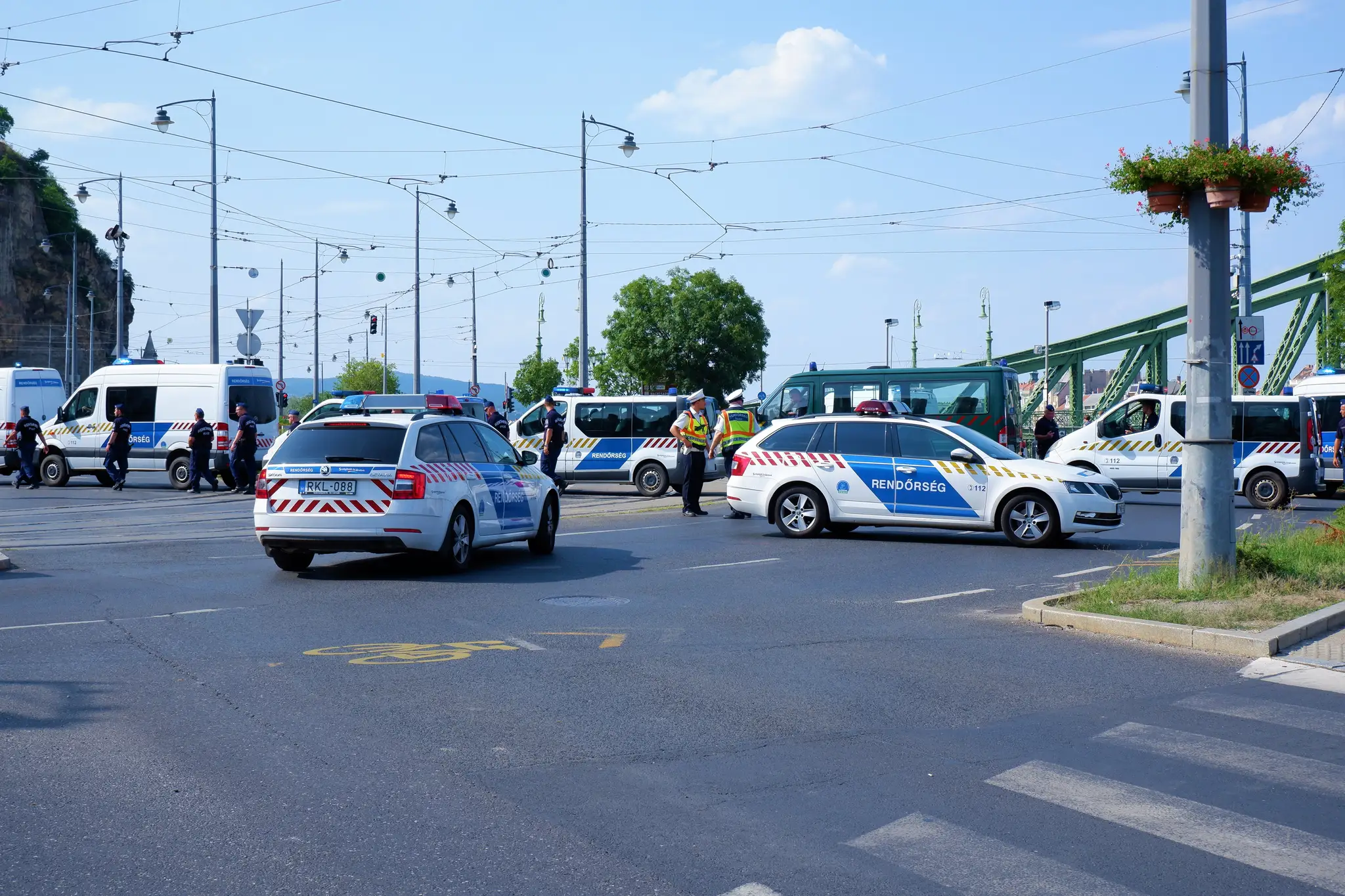 Policajti