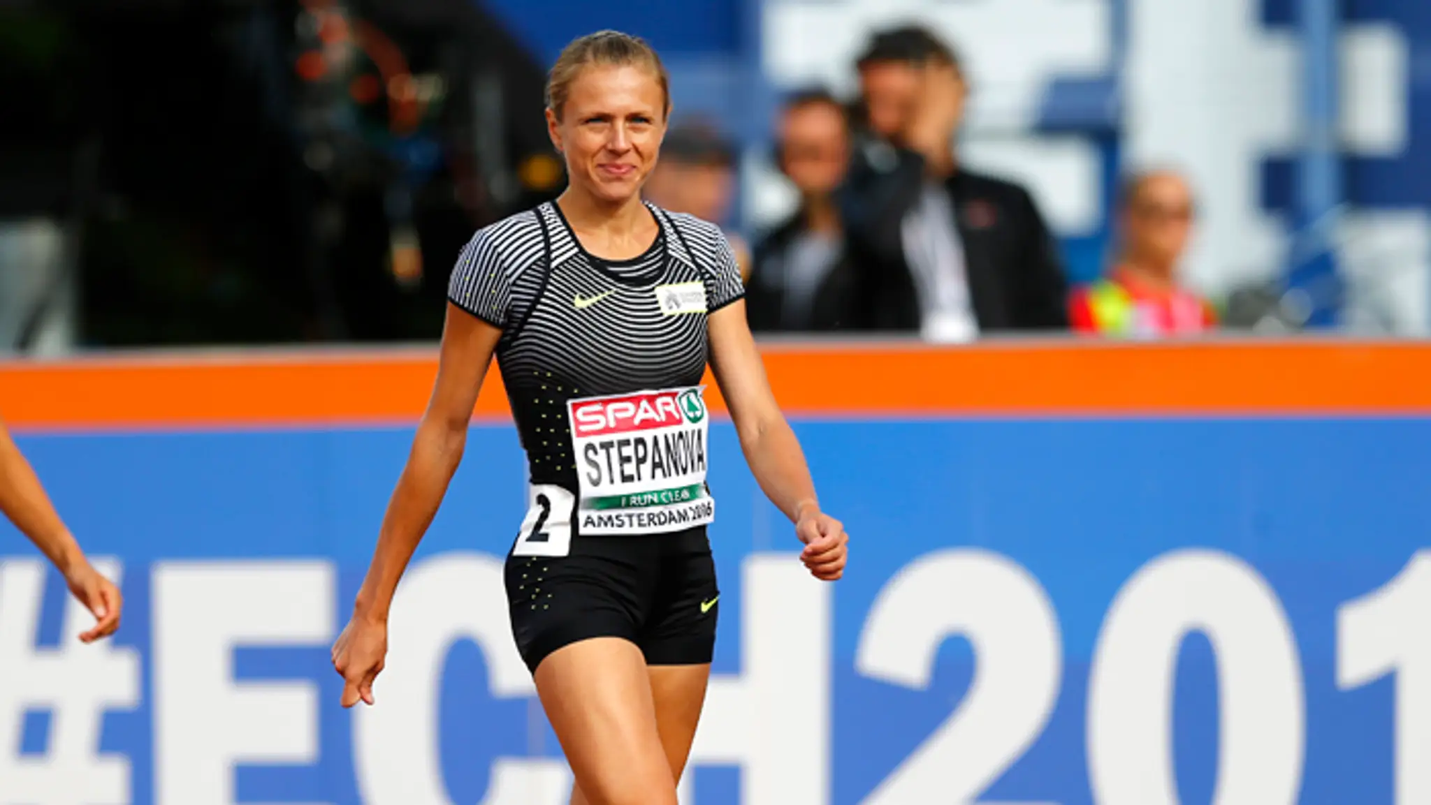 Osemstovkárka Julia Stepanovová pomohla odhaliť dopingový škandál. Sama v ňom však bola zapojená.