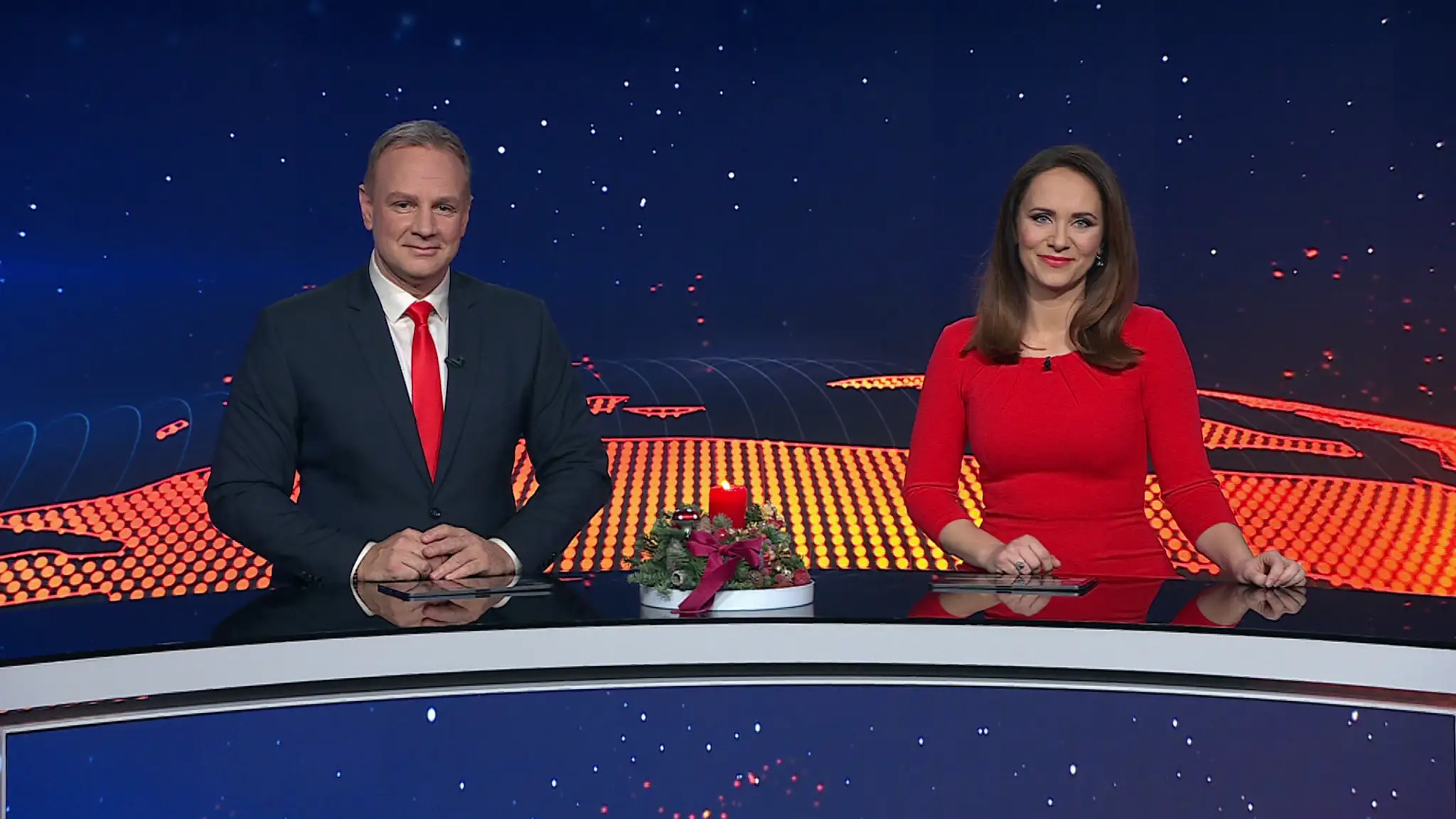 Televízne noviny s Patrikom Švajdom a Lenkou Vavrinčíkovou
