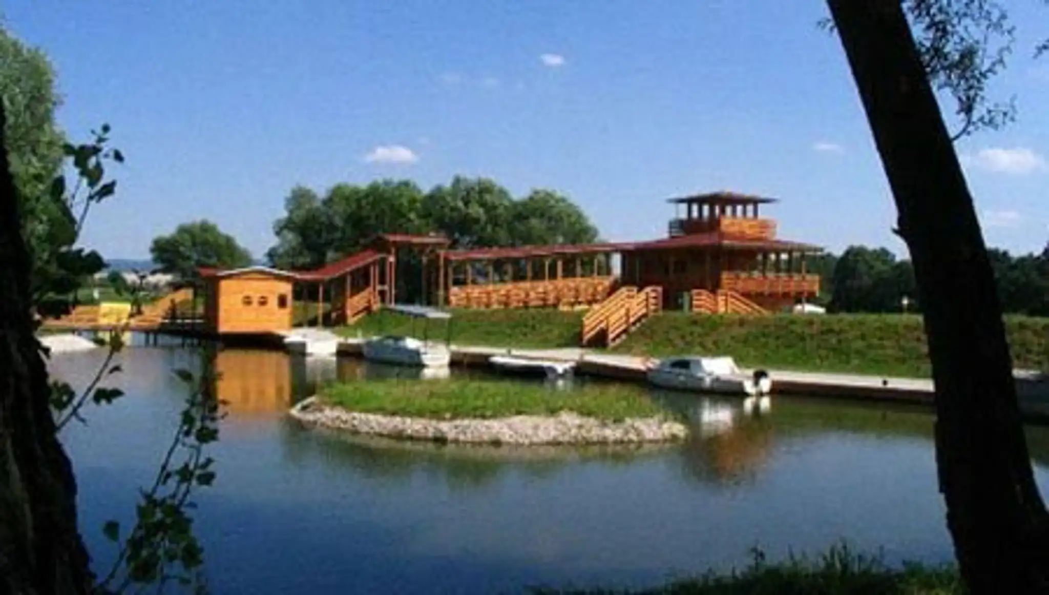 batov_kanal_okolie.jpg