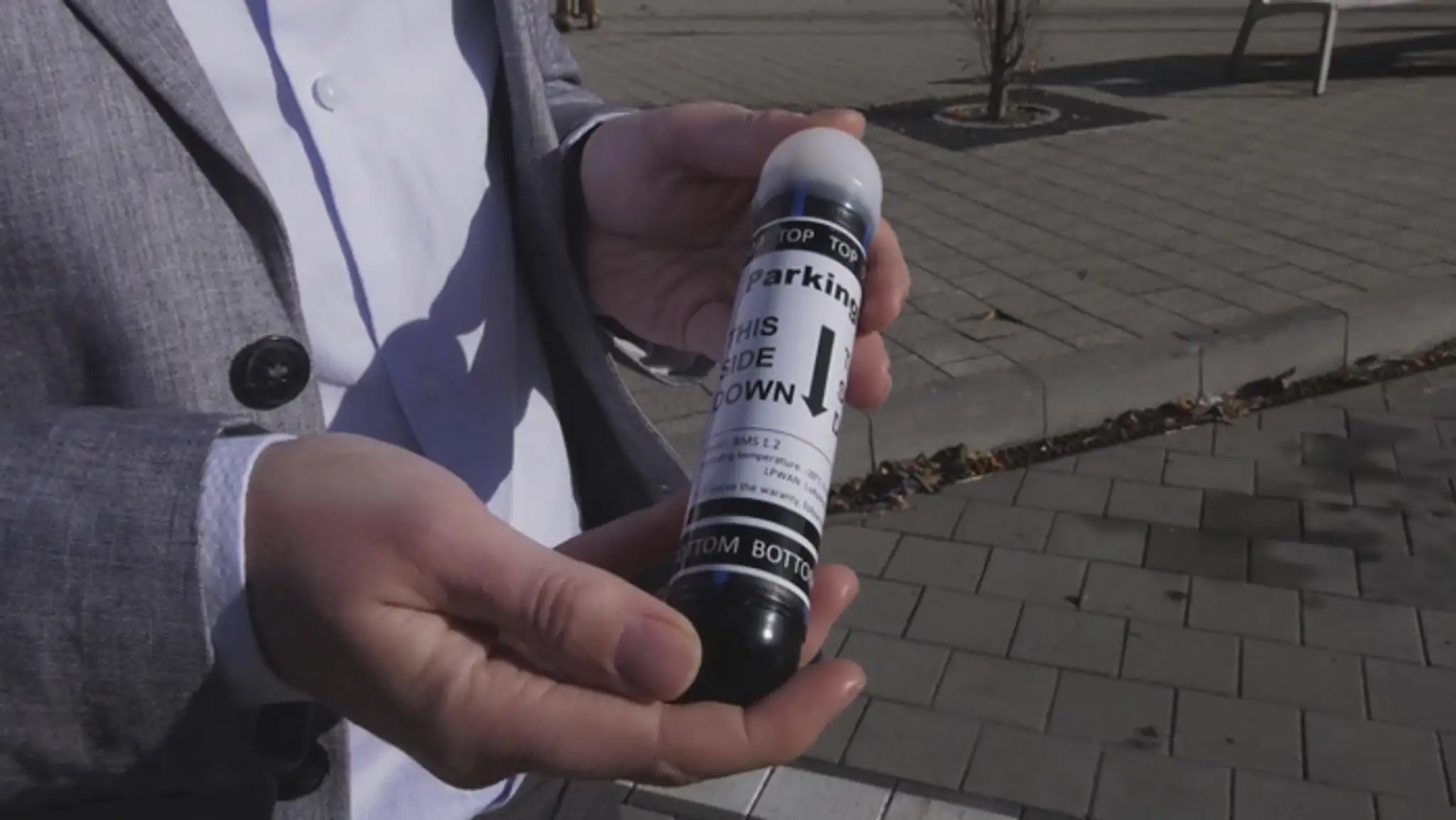 Senzor pod parkoviskom v Žiari nad Hronom.