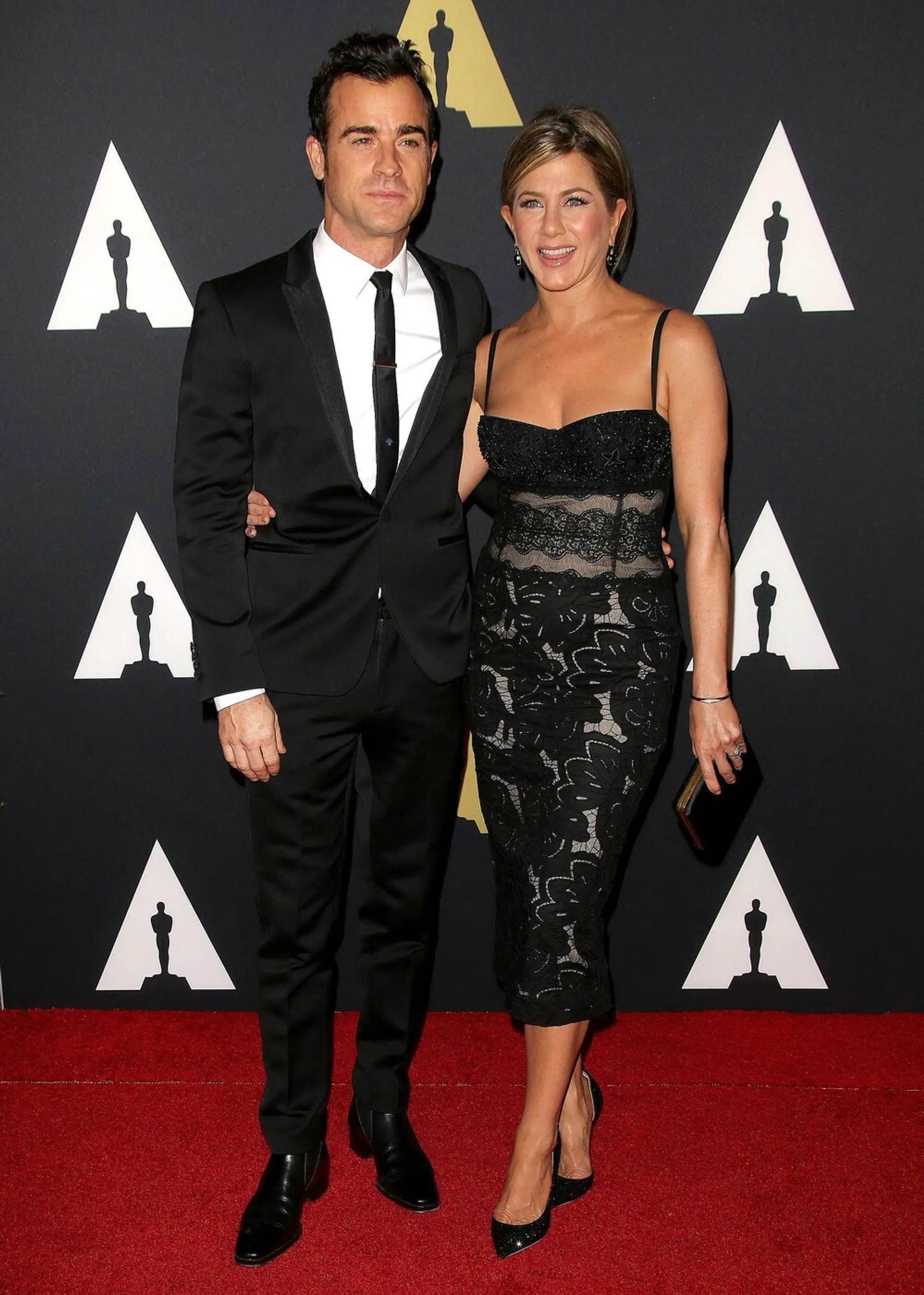 Jennifer Aniston so snúbencom Justin Theroux.