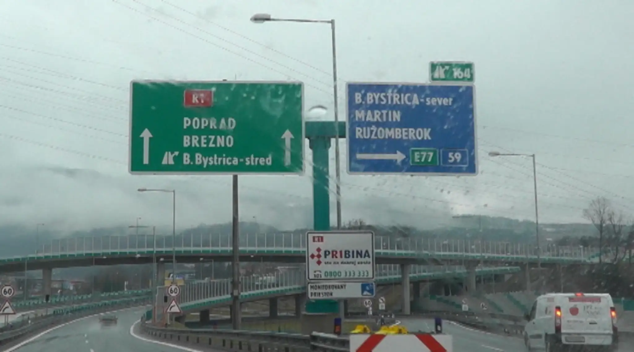 Veriť dopravným značkám sa nie vždy vyplatí