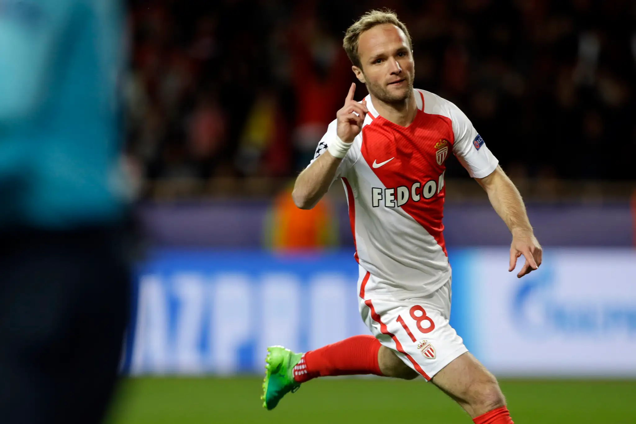 Valeri Germain z Monaca jasá po góle v sieti Dortmundu v odvete štvrťfinále LM.