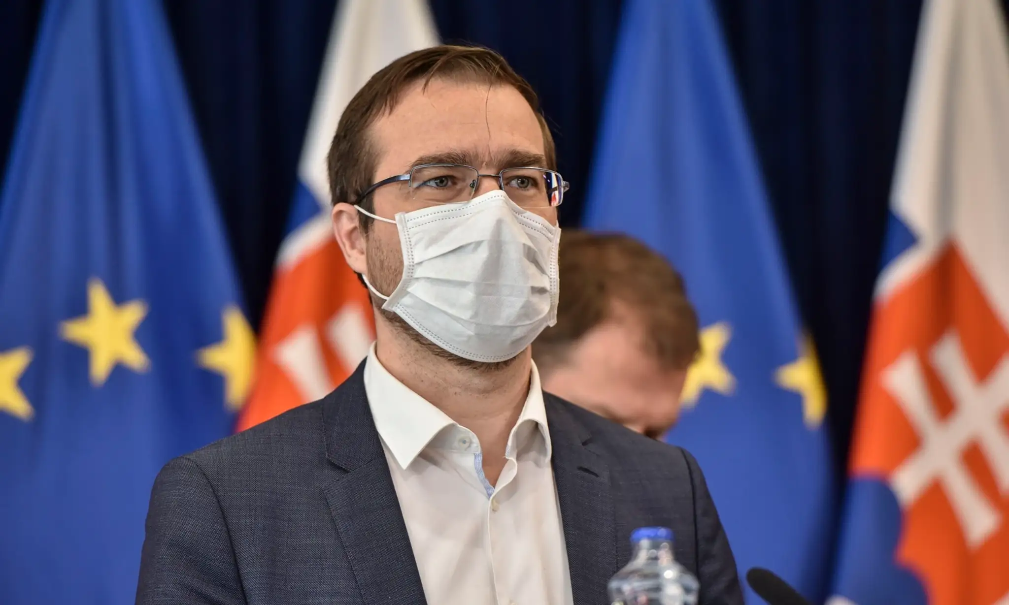 Poľná nemocnica pre pacientov s koronavírusom postavená vo výstavnom centre Stockholmsmassan v južnom Štokholme.