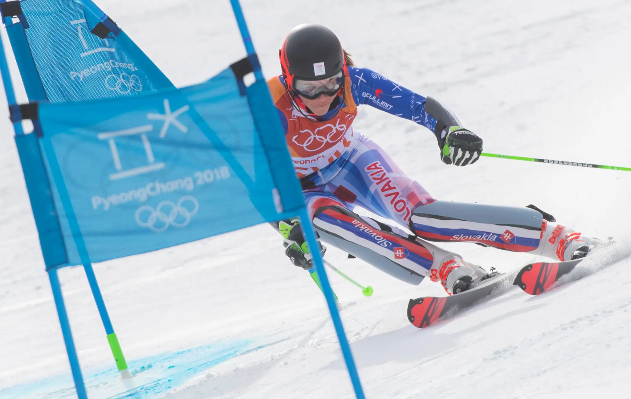 Na snímke slovenská lyžiarka Petra Vlhová počas osemfinále paralelného slalomu súťaže tímov na ZOH 2018.