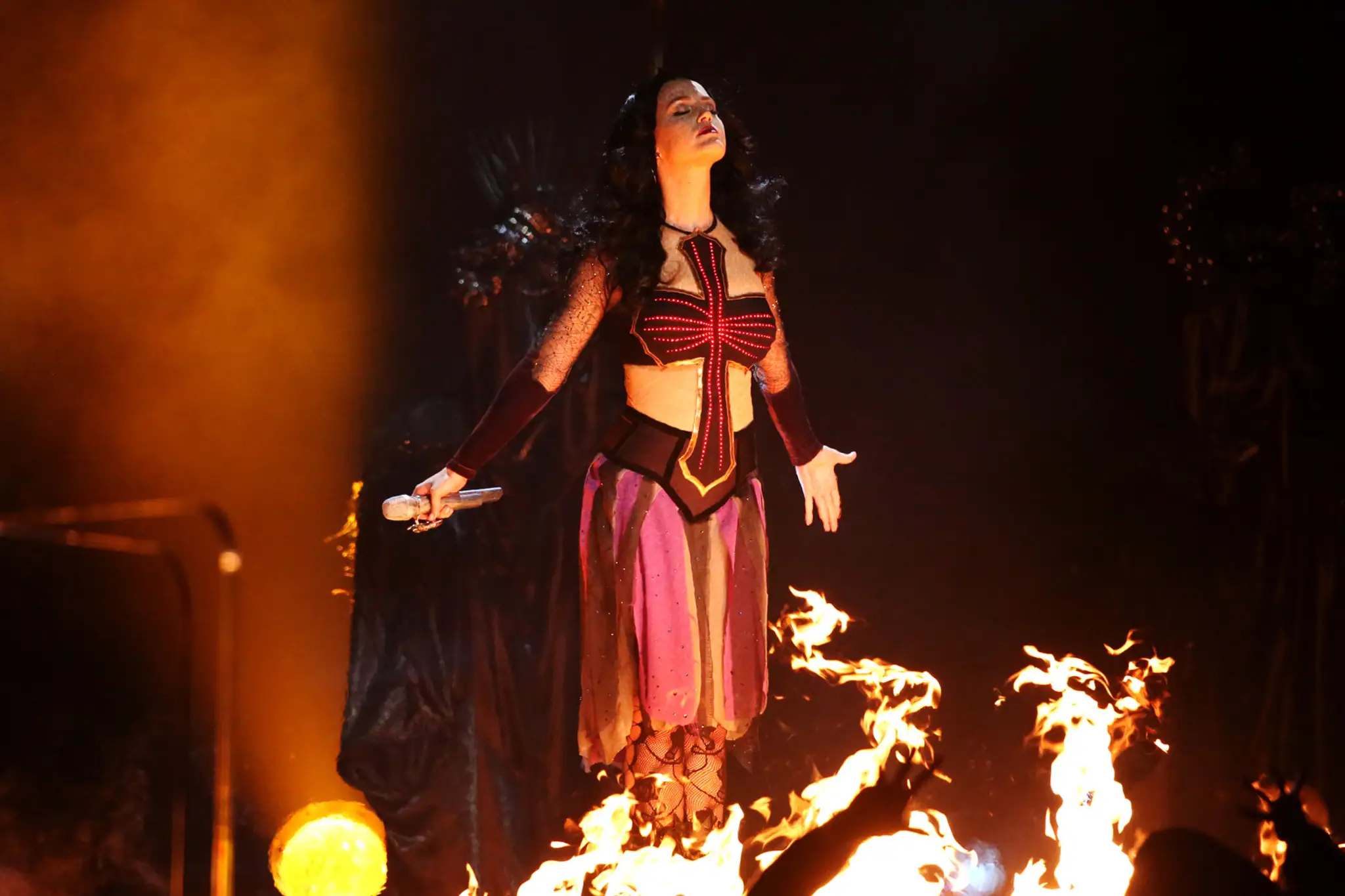 The_56th_Annual_GRAMMY_Awards_-_Show-4feac9ff4e2d411287ff7ae4517bed49.JPEG