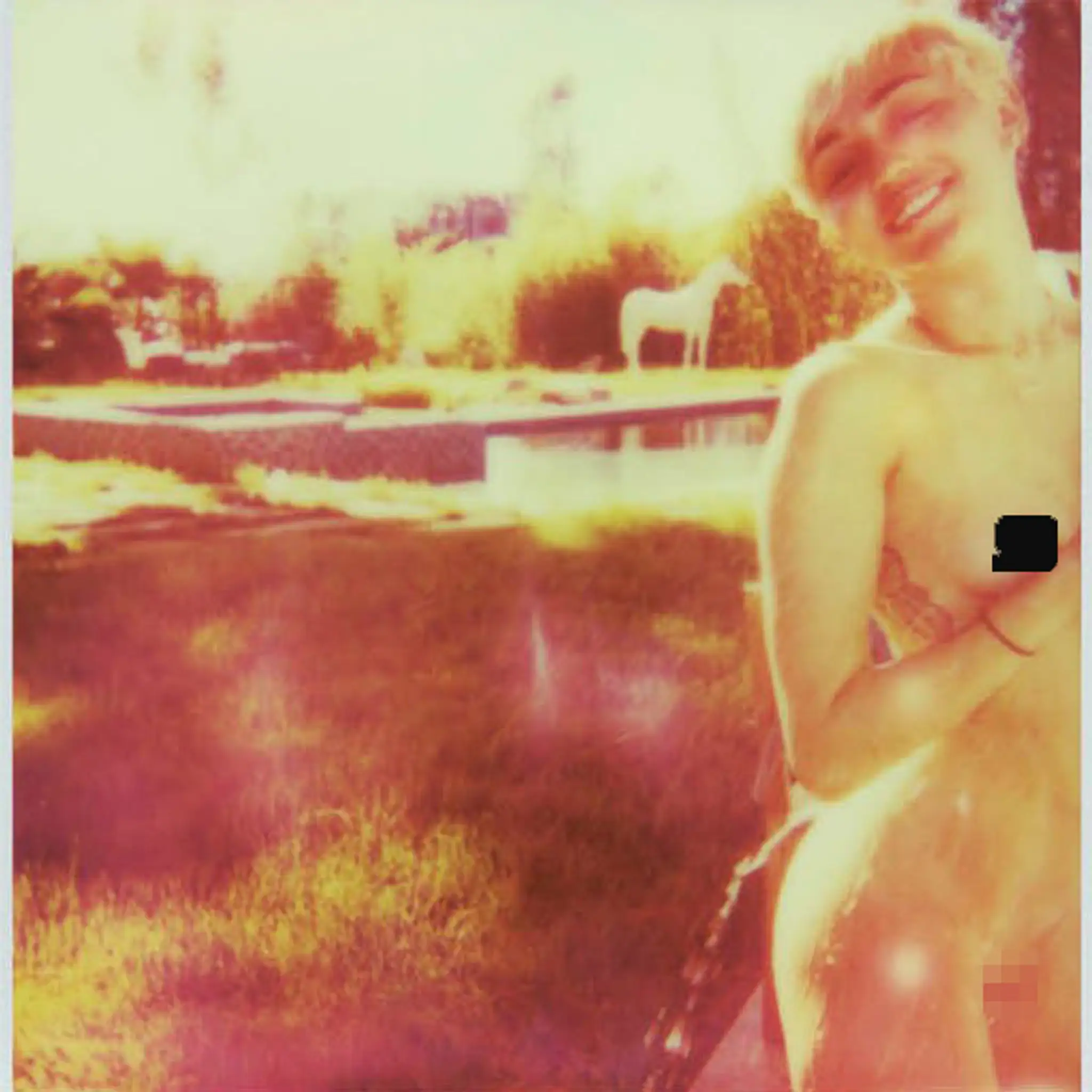 Miley Cyrus pre V magazine.