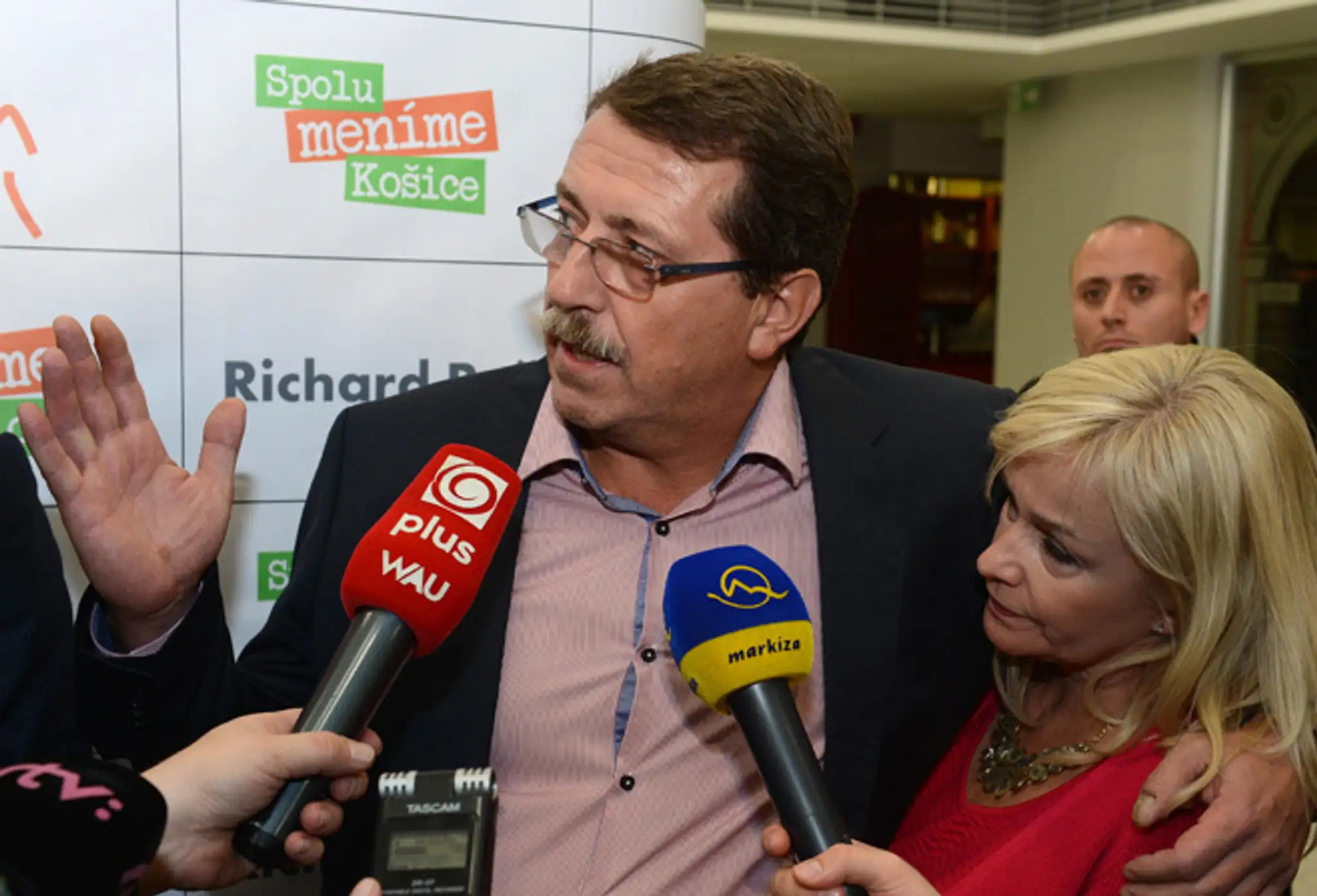 Pavol Paška oznamuje odstúpenie z funkcie šéfa parlamentu.