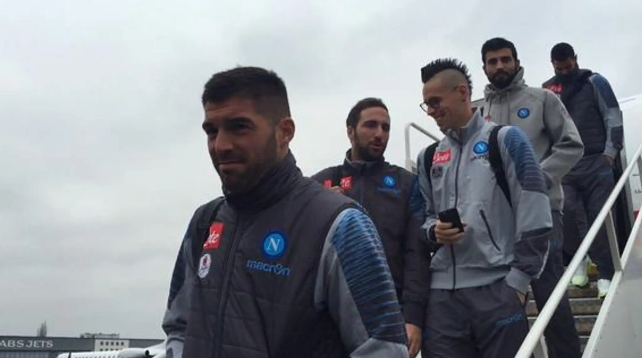 Marek Hamšík po prílete do Prahy.