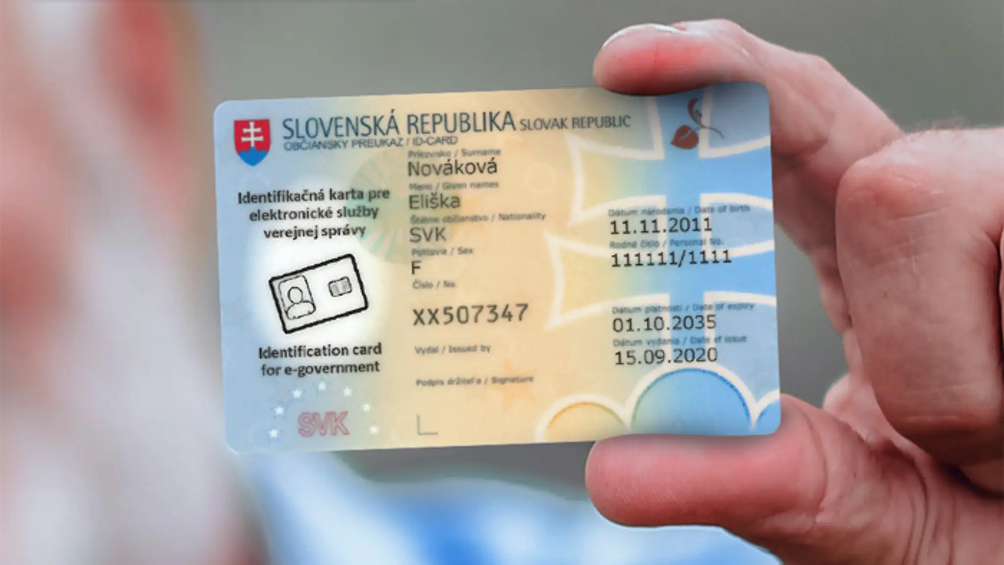 Vzor občianskeho preukazu pre seniorov a deti.