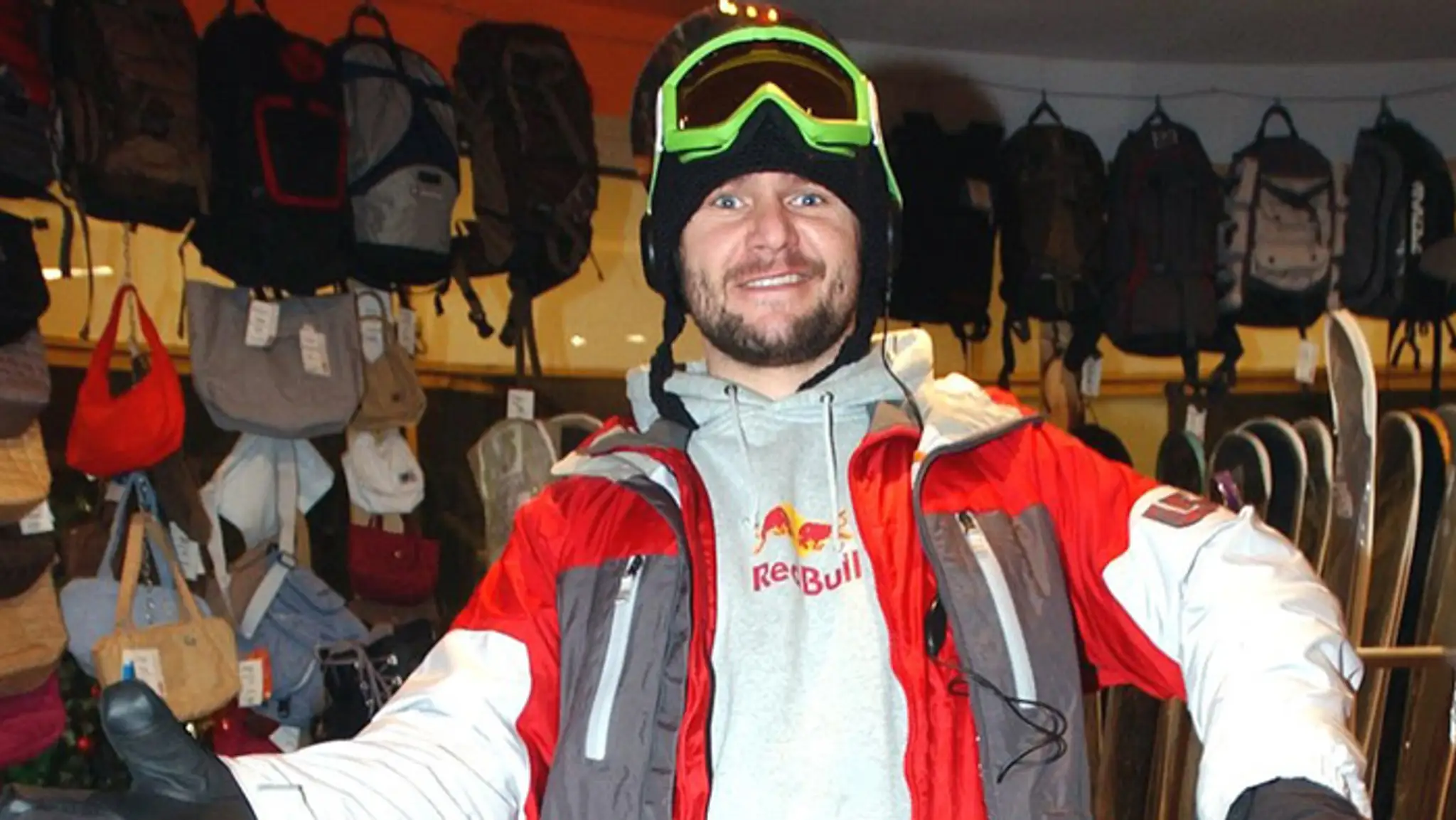 Pád vrtuľníku prežila snowboardová hviezda David Horváth.