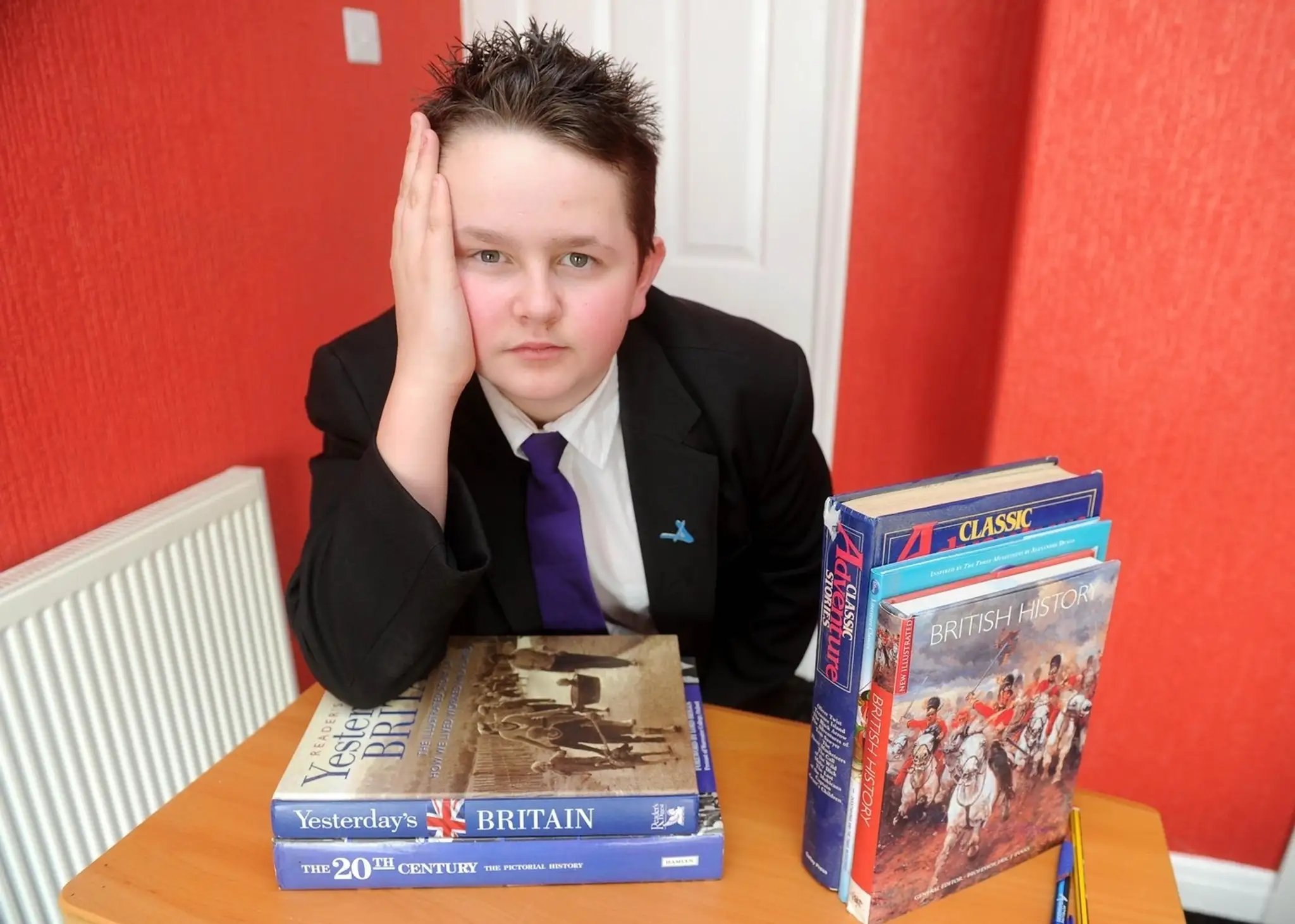 Britský študent Aaron Parfitt chcel viac domácich úloh